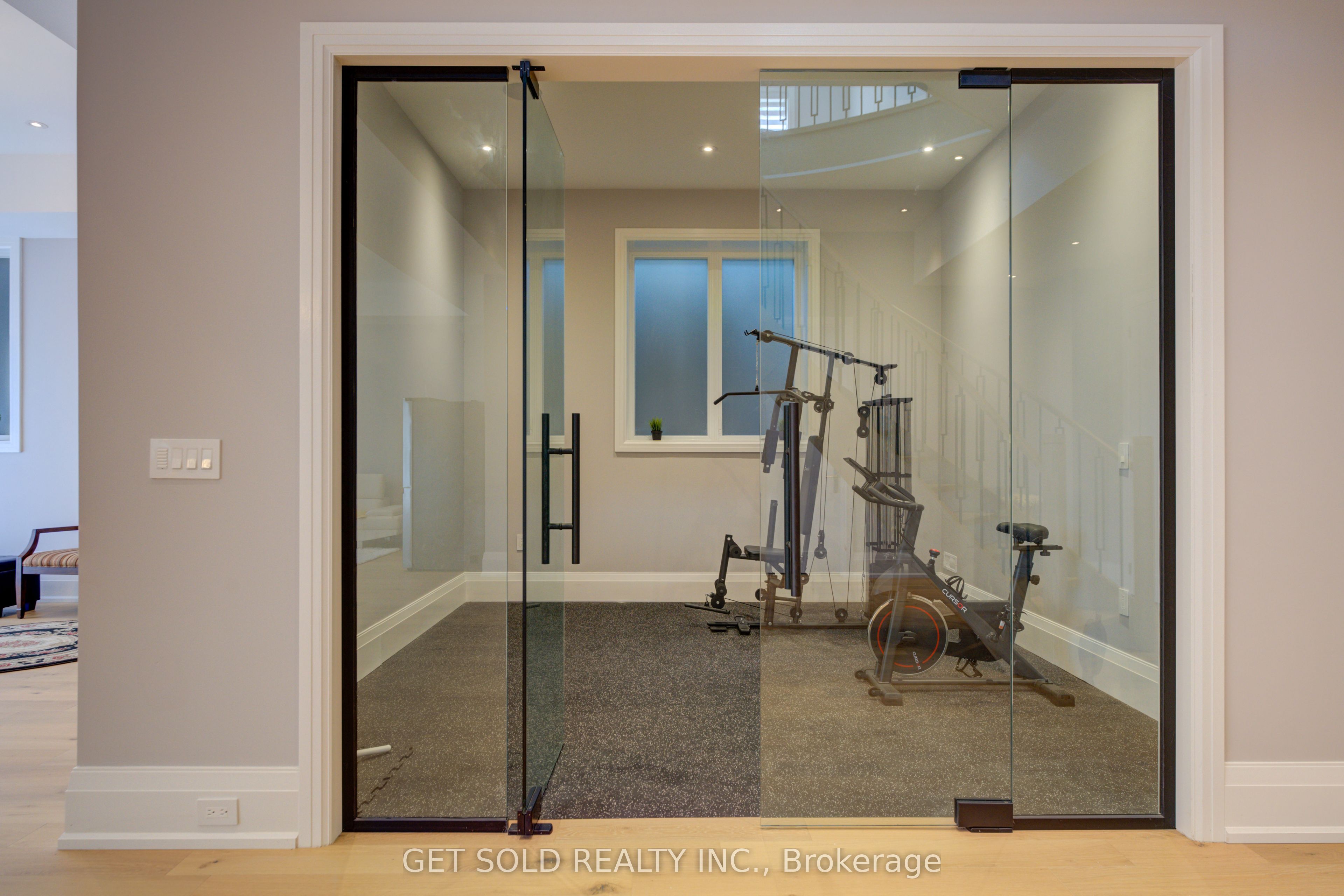 150 Wolfdale Avenue Property Photo 42