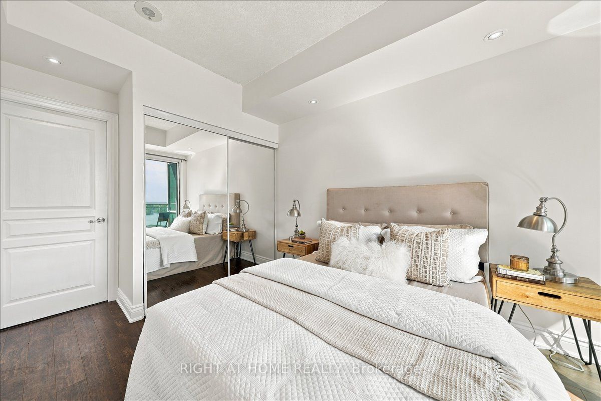 5 Marine Parade Drive 1111 Property Photo 10