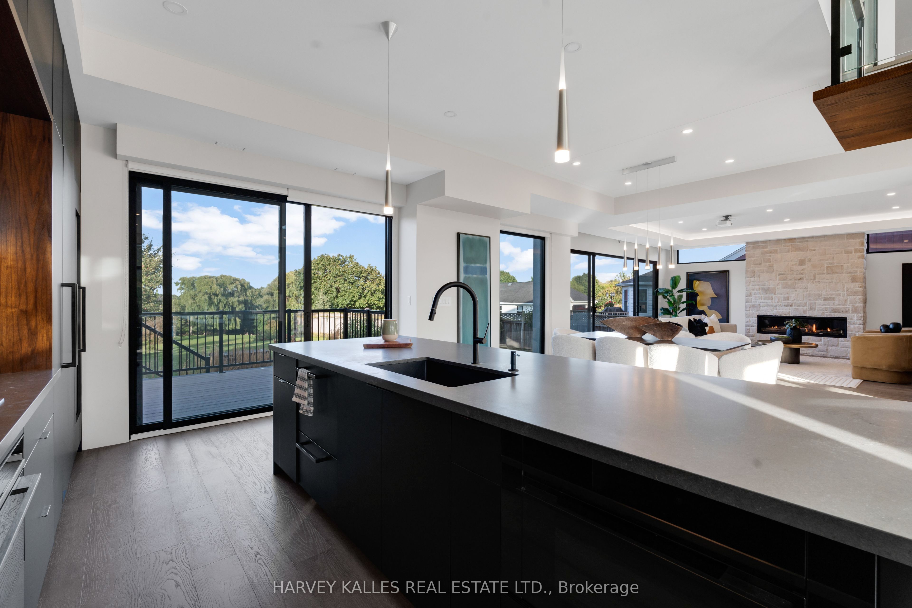 29 Peru Road Property Photo 8