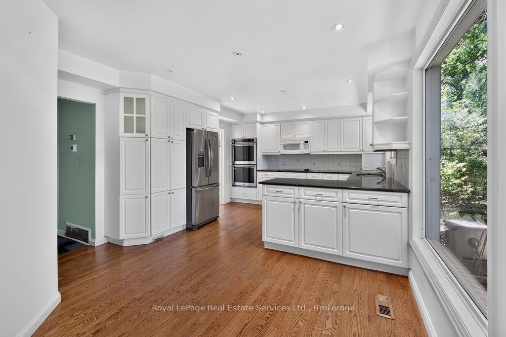 328 Dalewood Drive Property Photo 17