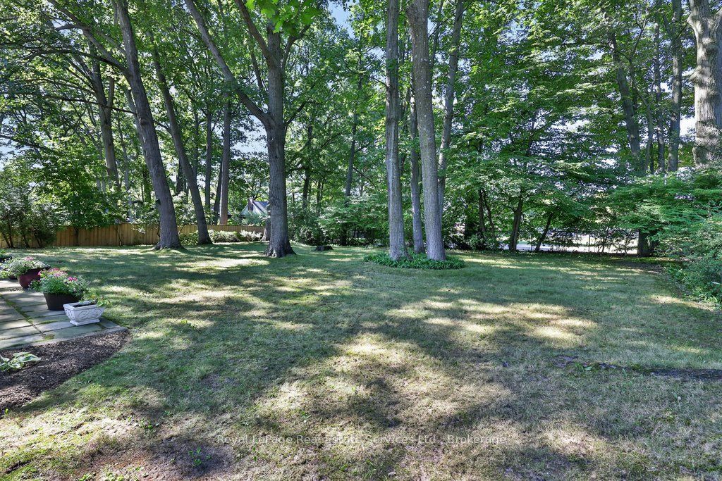 328 Dalewood Drive Property Photo 38