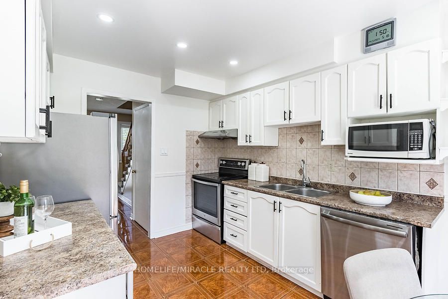 21 Tralee Street Property Photo 11