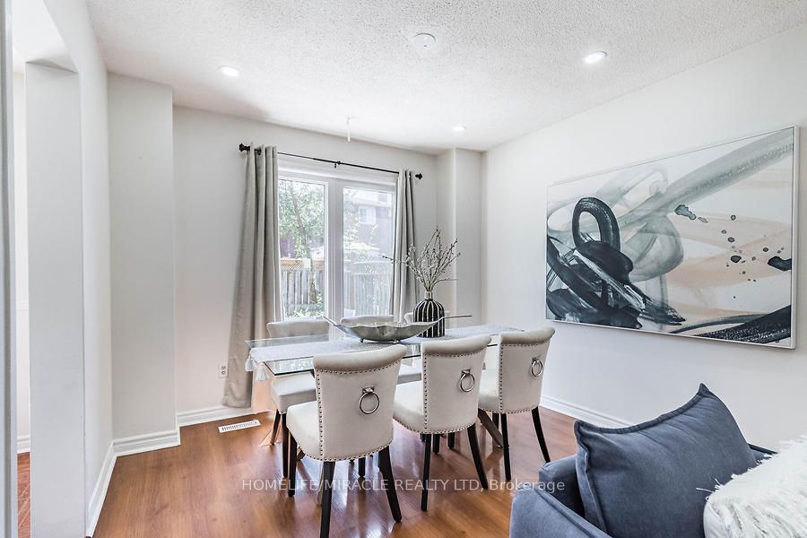 21 Tralee Street Property Photo 19