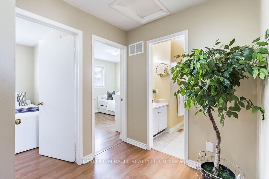 21 Tralee Street Property Photo 25