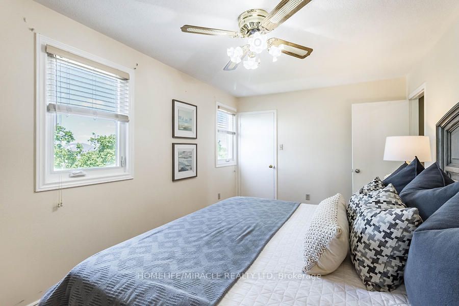 21 Tralee Street Property Photo 29