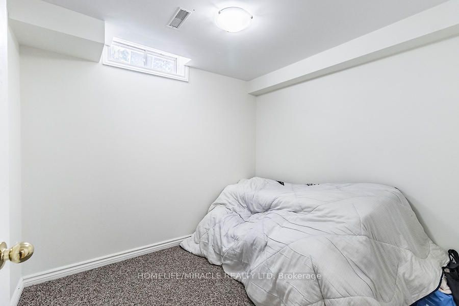 21 Tralee Street Property Photo 42