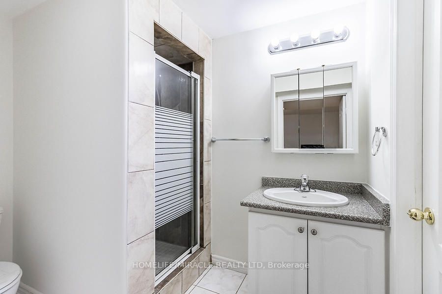 21 Tralee Street Property Photo 43