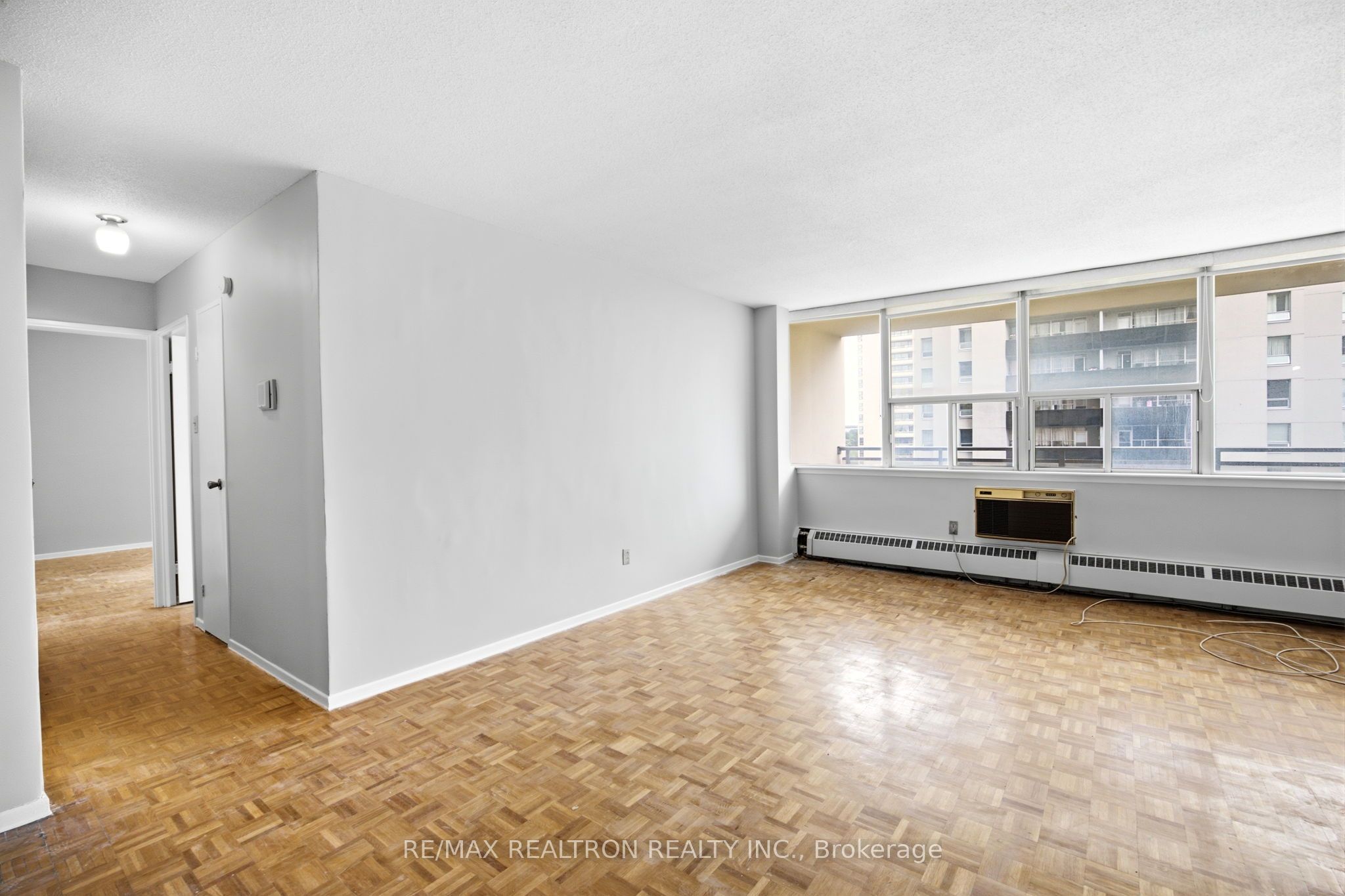 155 Marlee Avenue 909 Property Photo 12