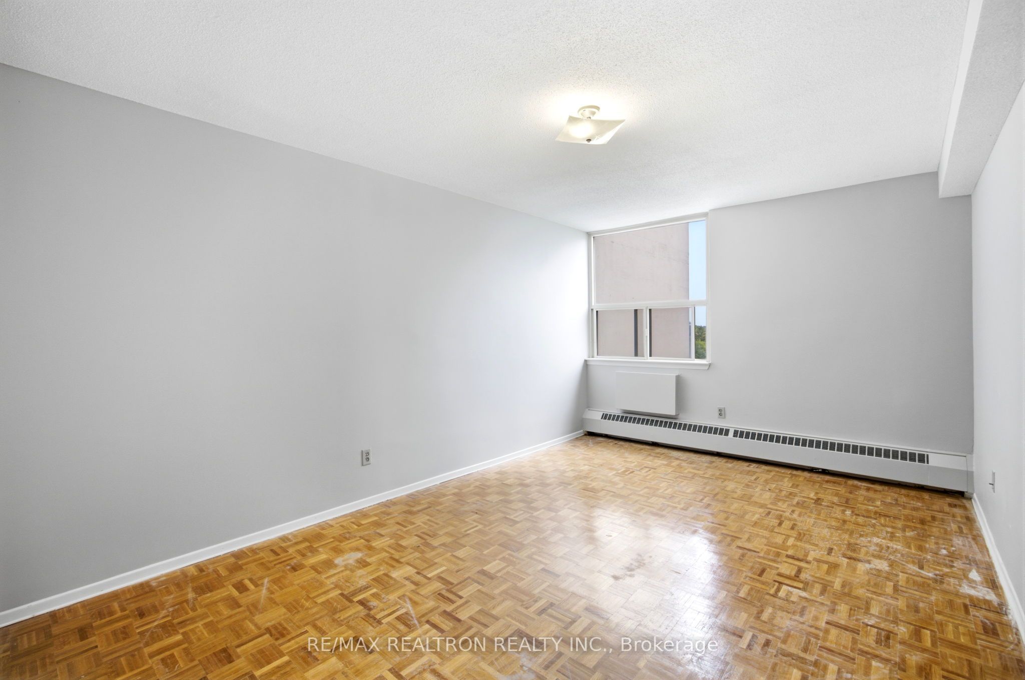 155 Marlee Avenue 909 Property Photo 23