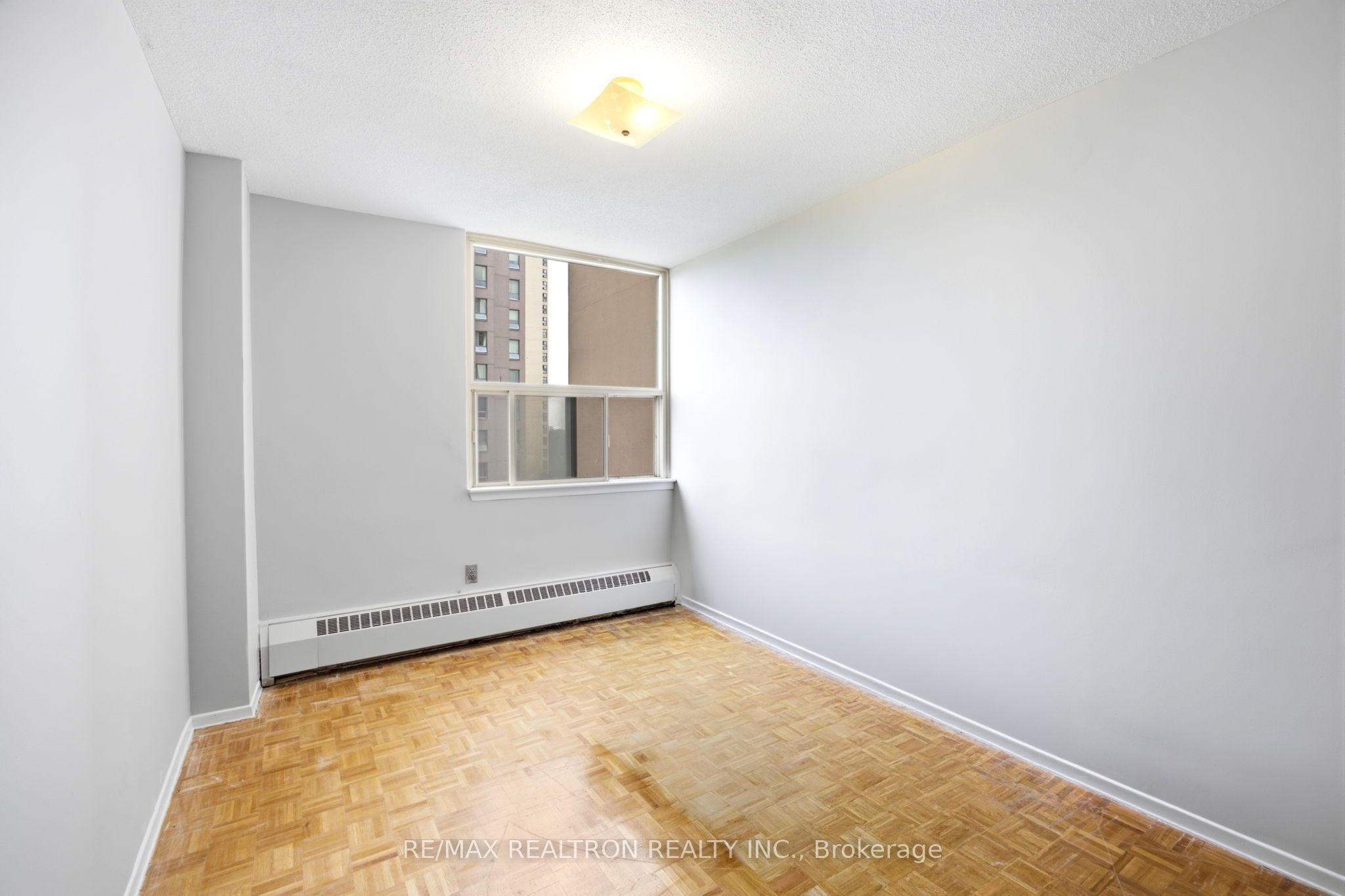 155 Marlee Avenue 909 Property Photo 26