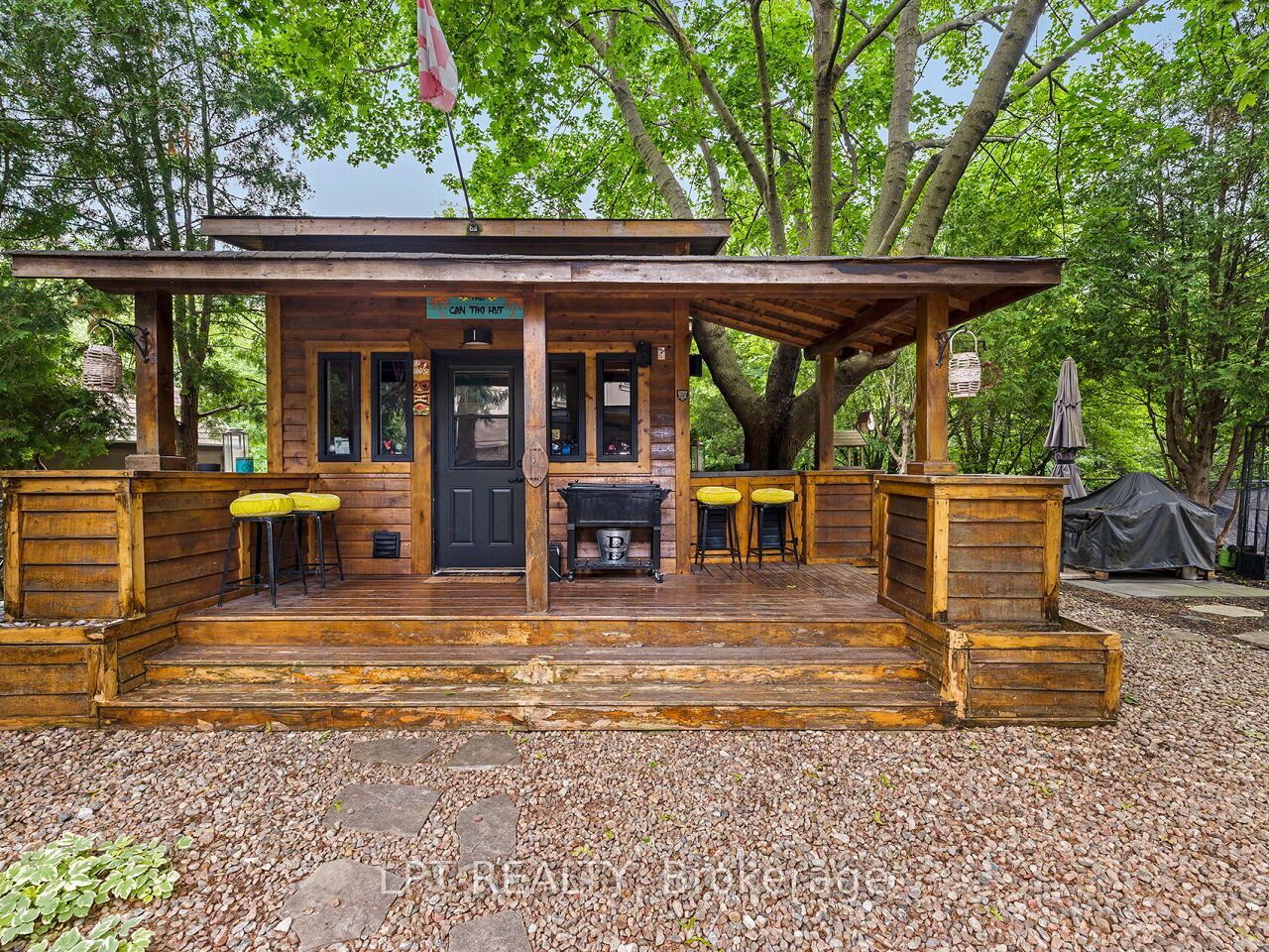 493 Tipperton Crescent Property Photo 46