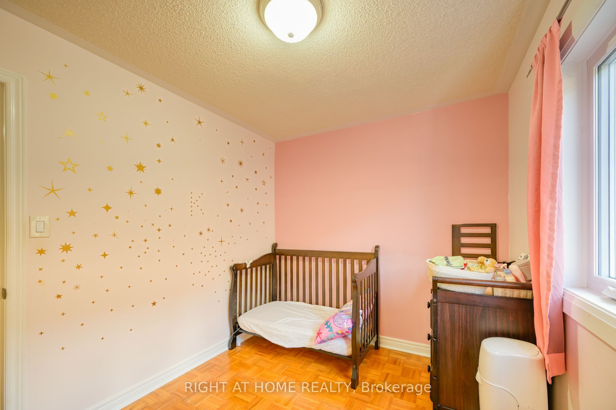 6683 Opera Glass Crescent Property Photo 20