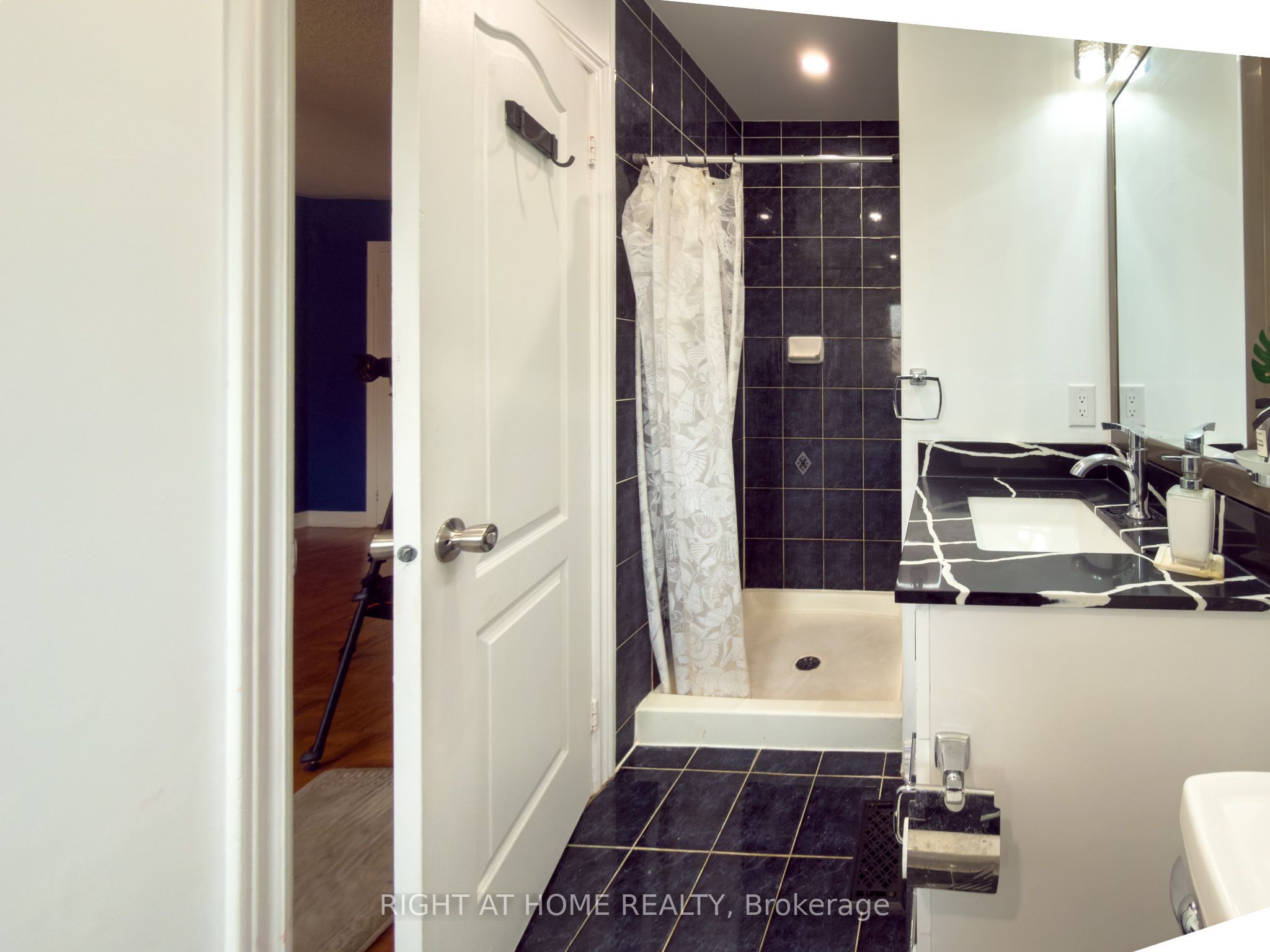 6683 Opera Glass Crescent Property Photo 29