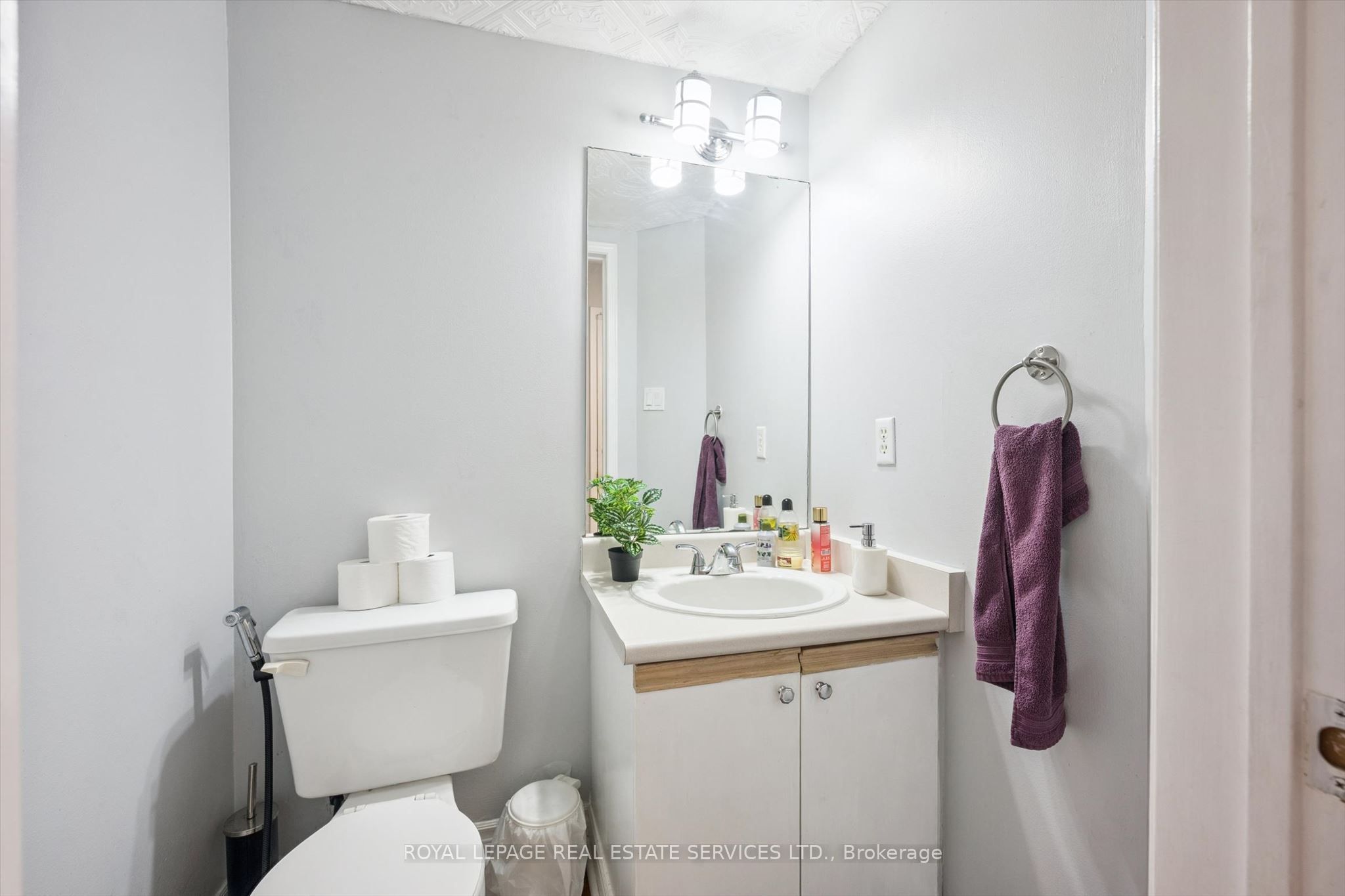 1240 Westview Terrace 66 Property Photo 18