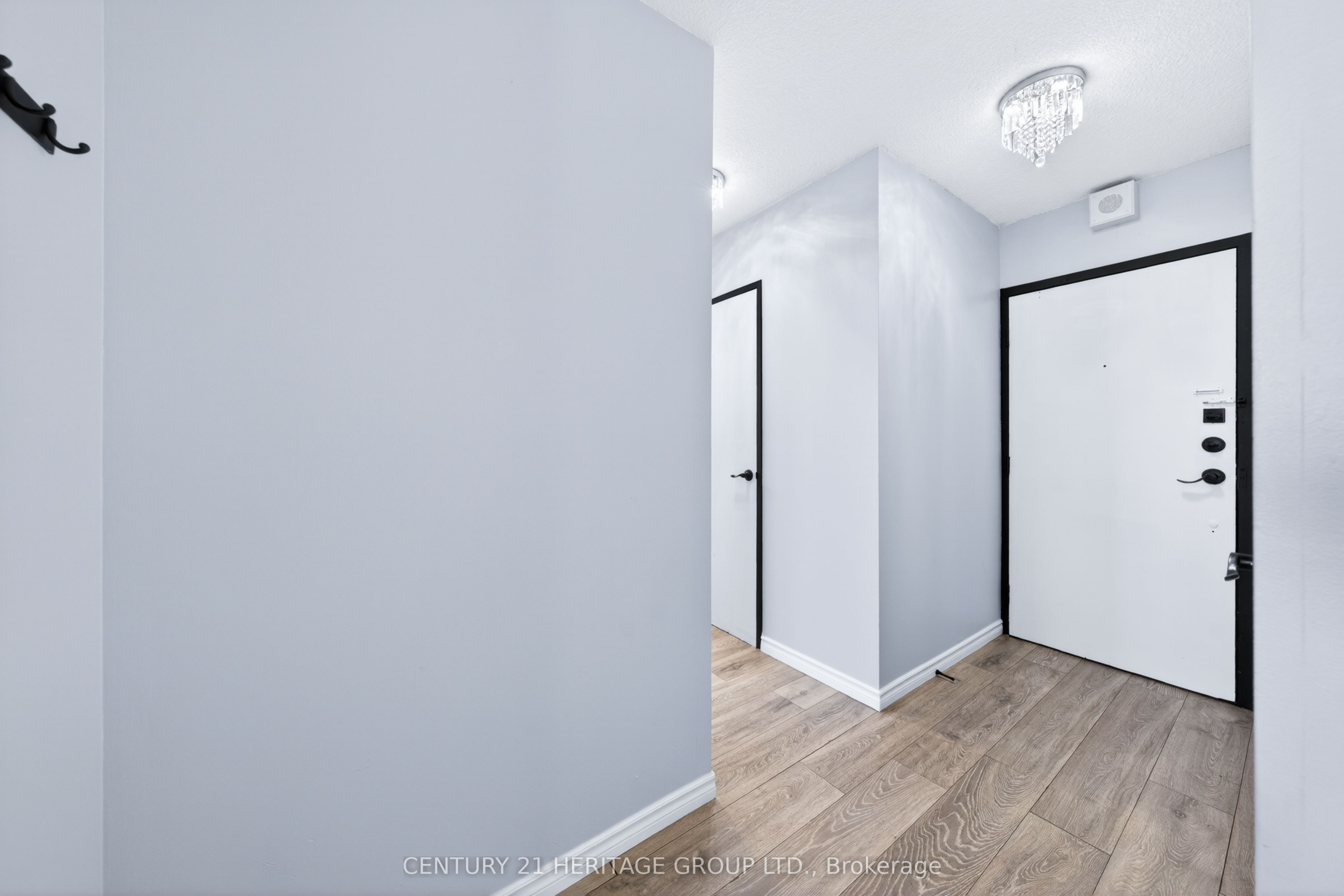 2645 Kipling Avenue 1601 Property Photo 19