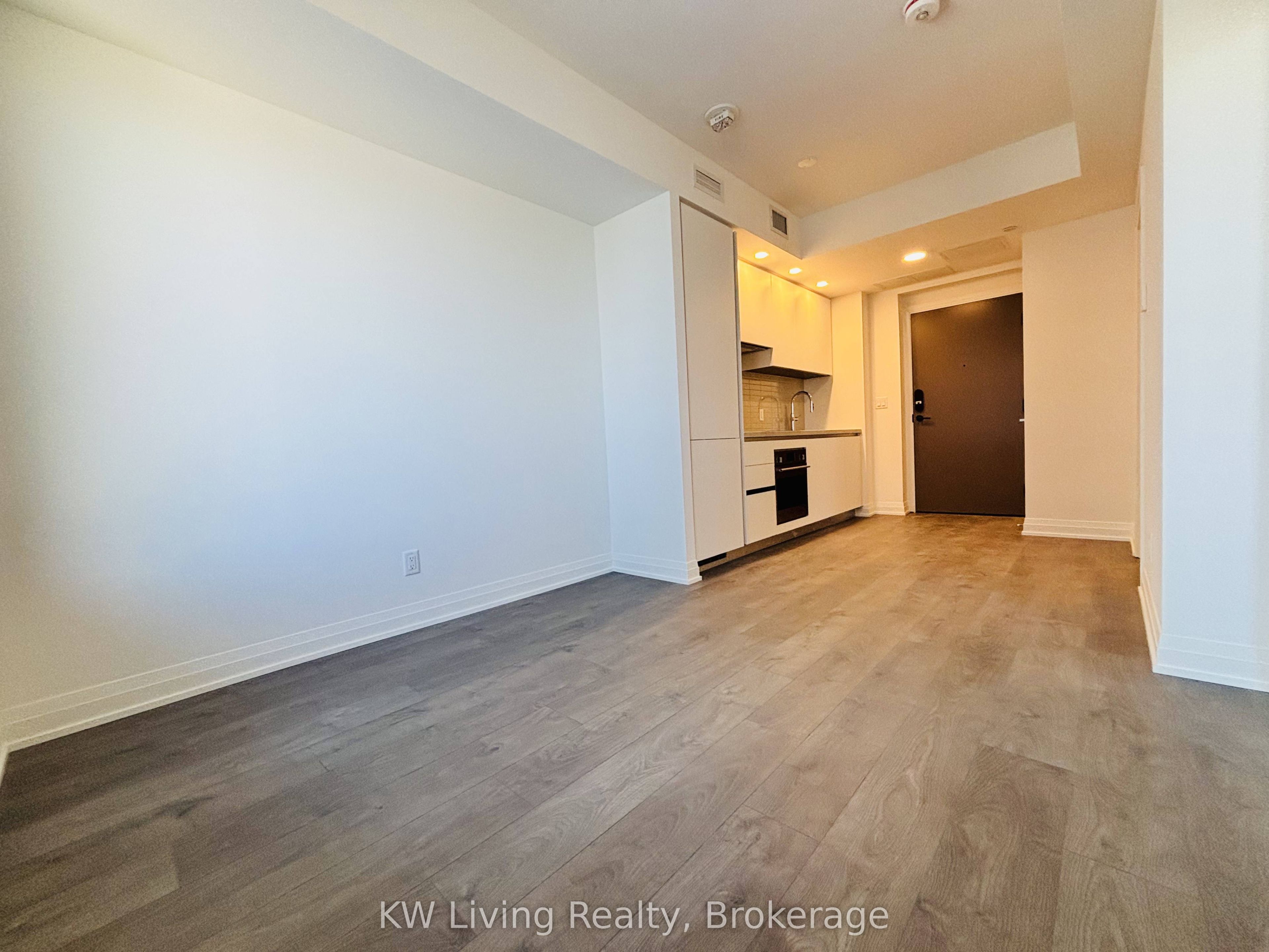 4015 The Exchange 2308 Property Photo 8