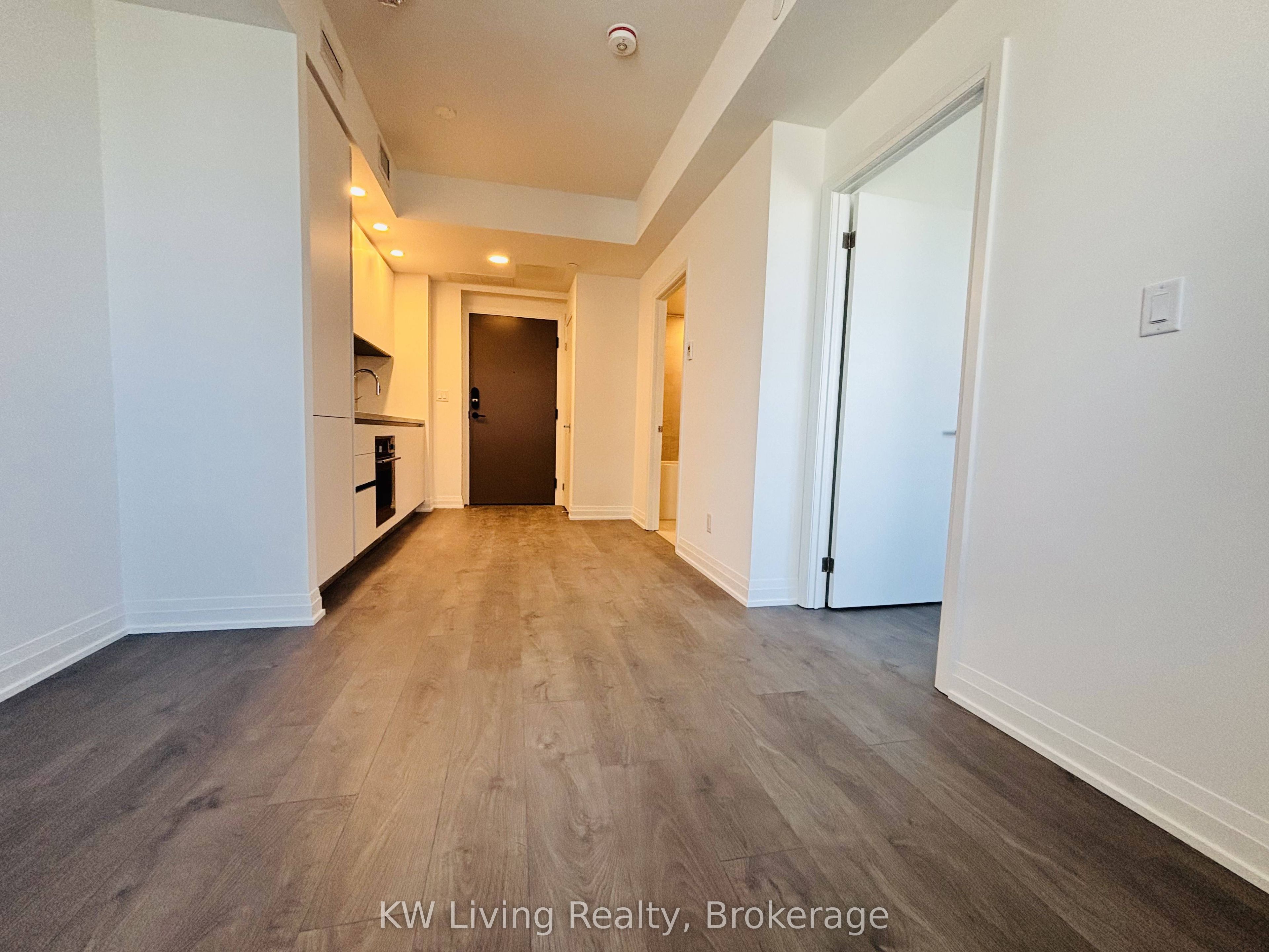 4015 The Exchange 2308 Property Photo 9