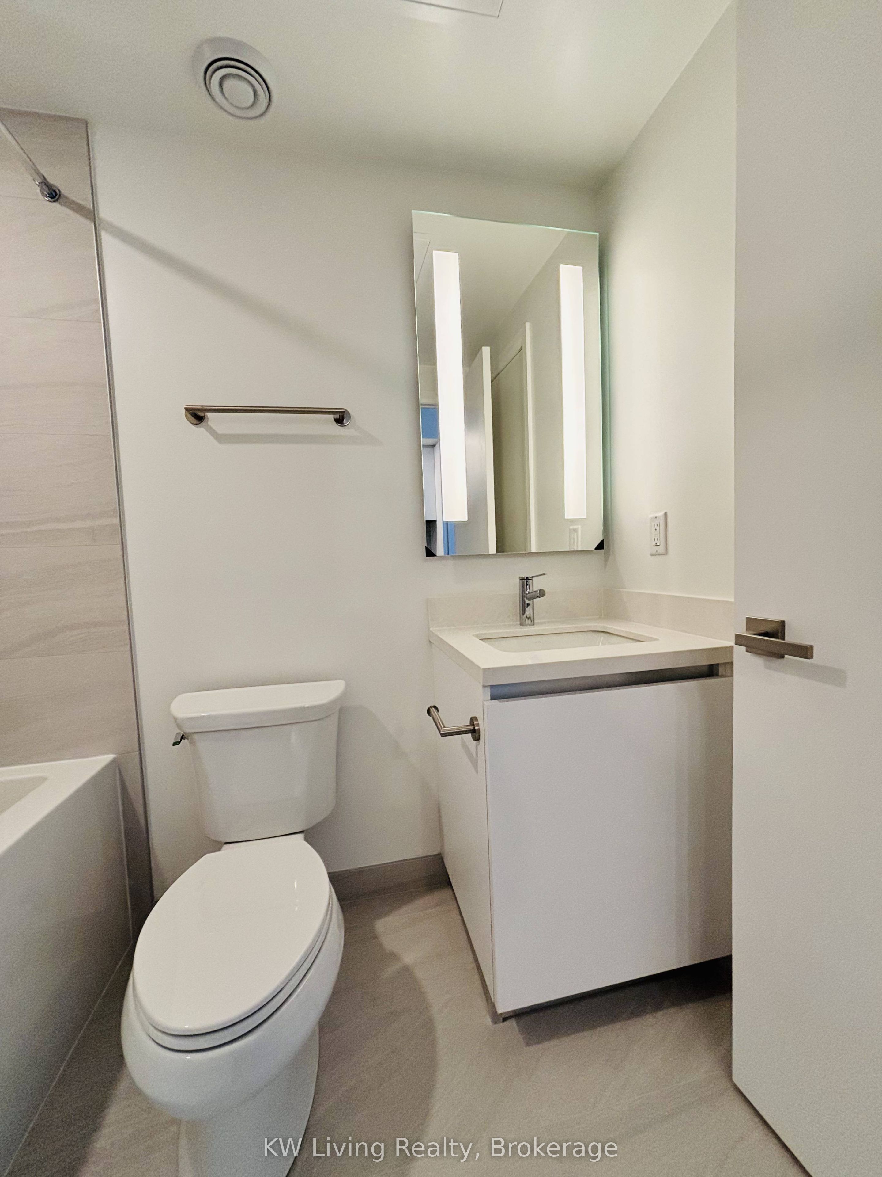 4015 The Exchange 2308 Property Photo 16
