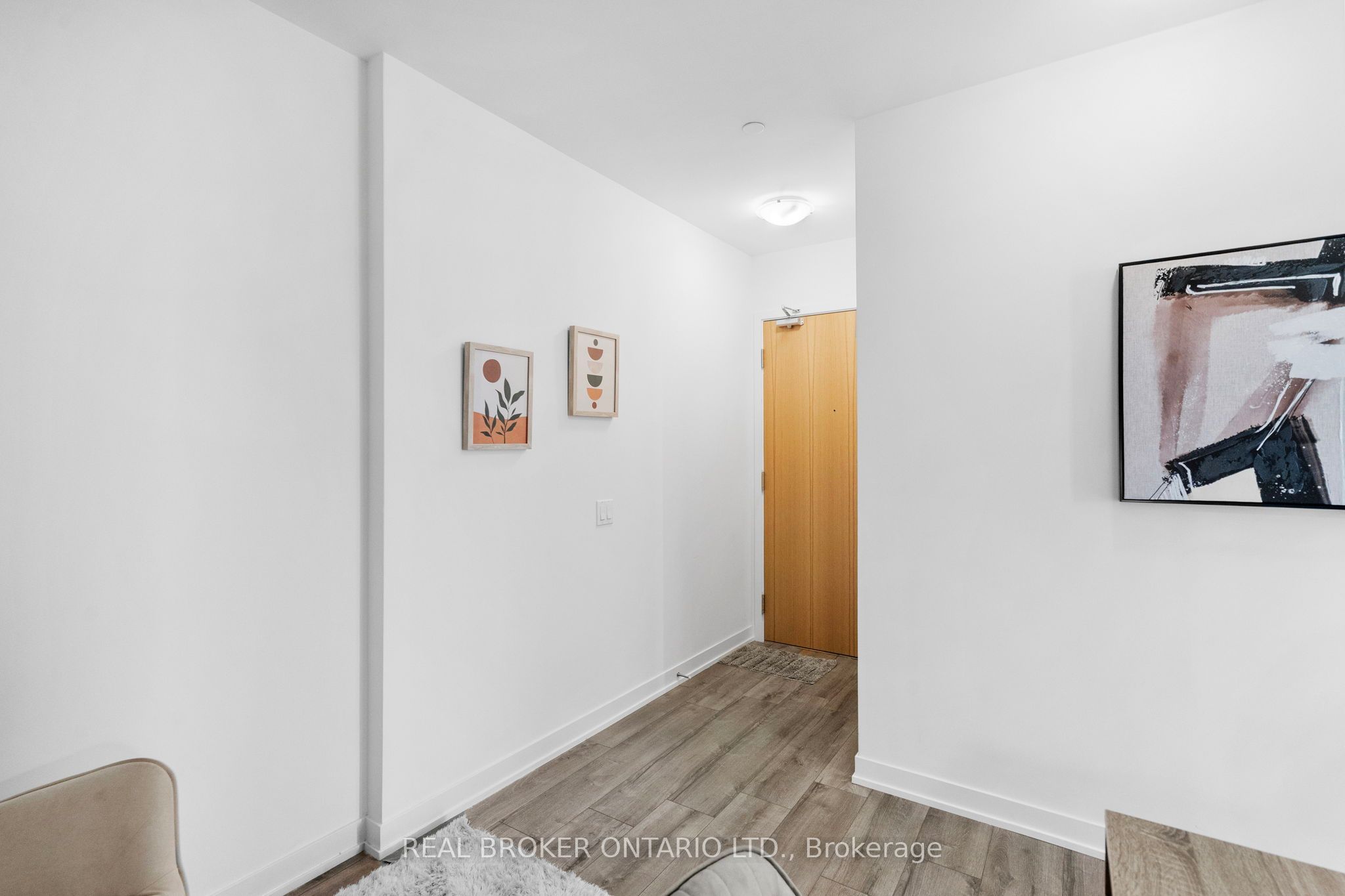 1787 St Clair Avenue W 920 Property Photo 6