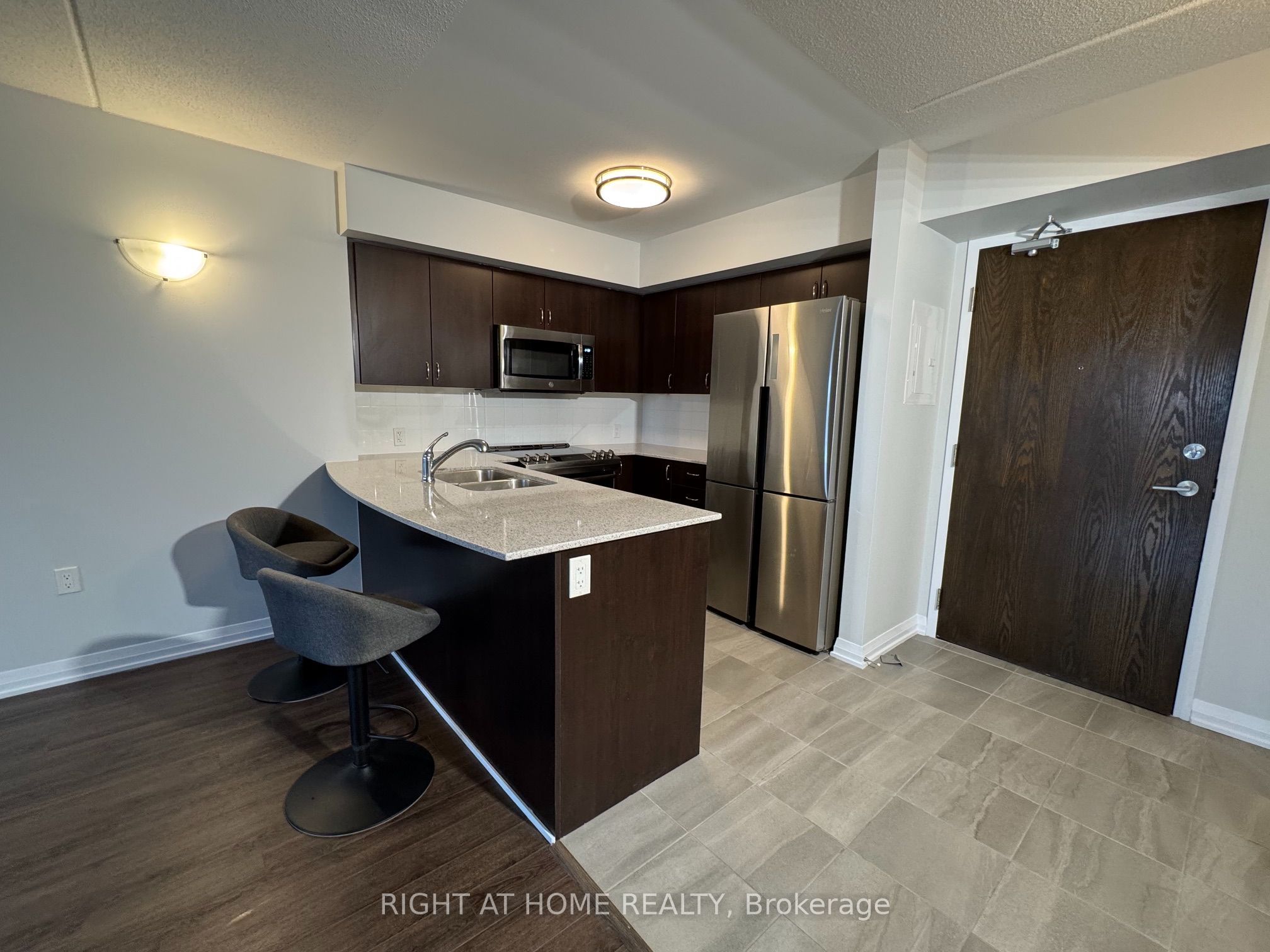 40 Via Rosedale Way 307 Property Photo 6