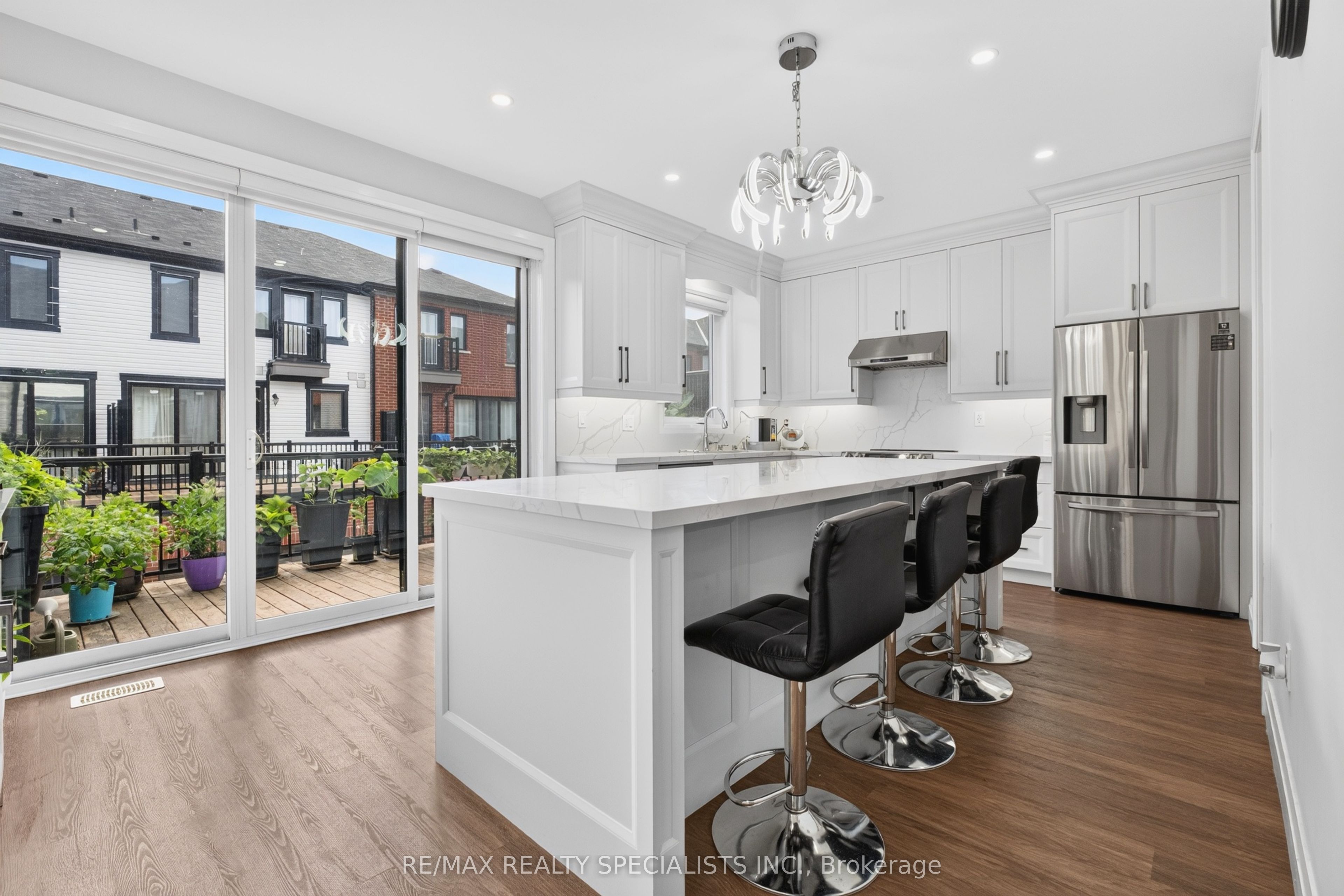 975 Whitlock Avenue 20 Property Photo 8