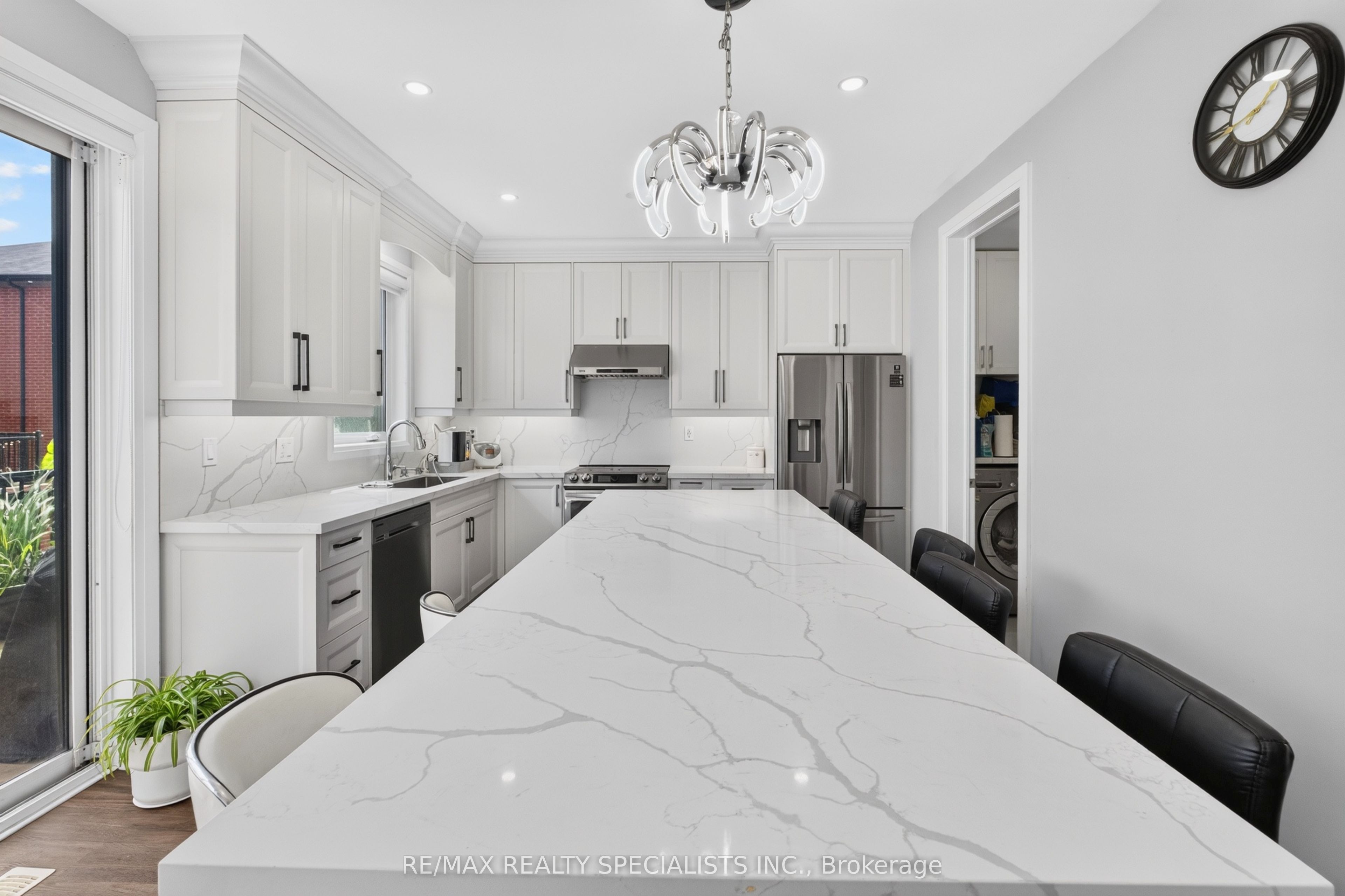 975 Whitlock Avenue 20 Property Photo 9