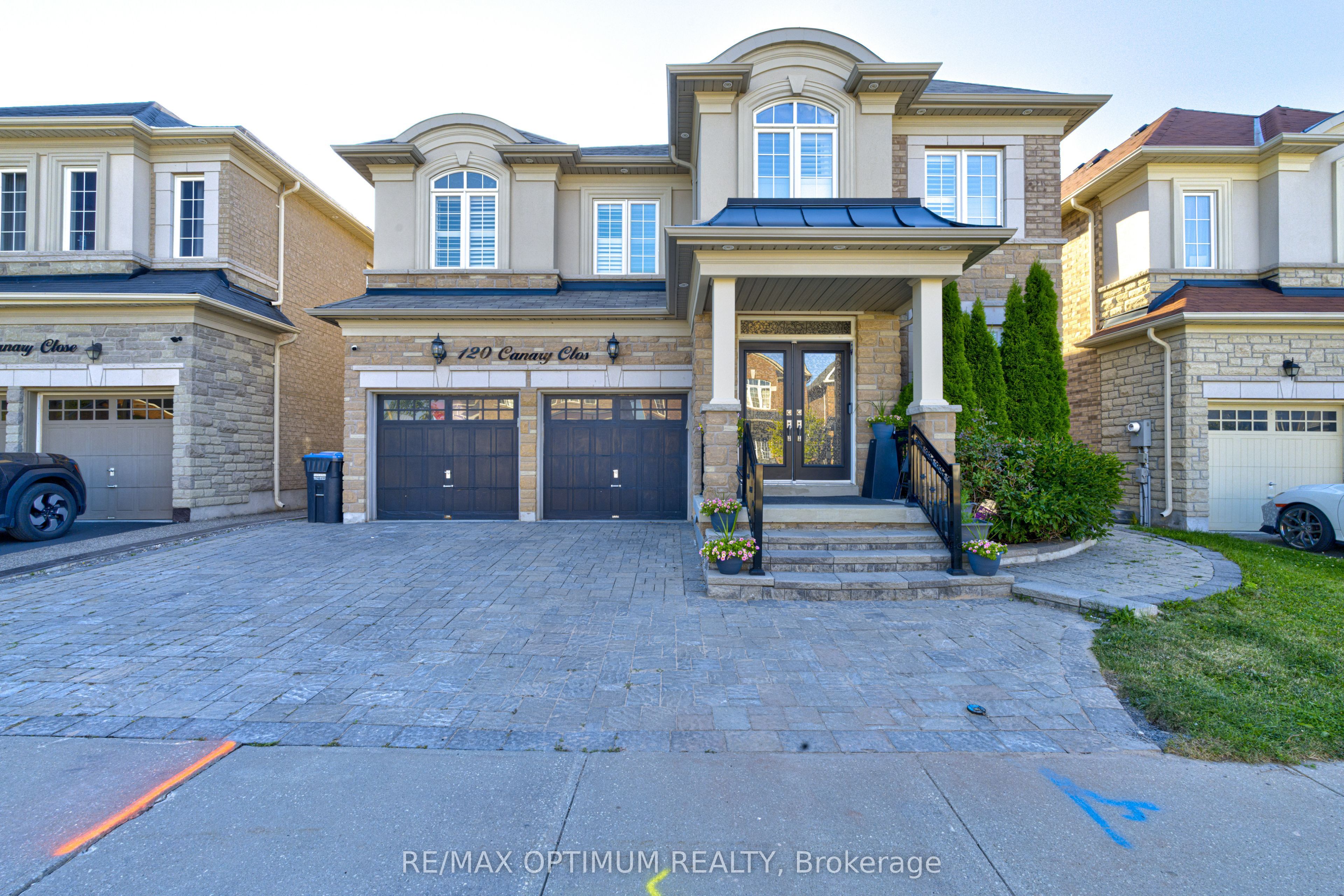 120 Canary Close Property Photo 1