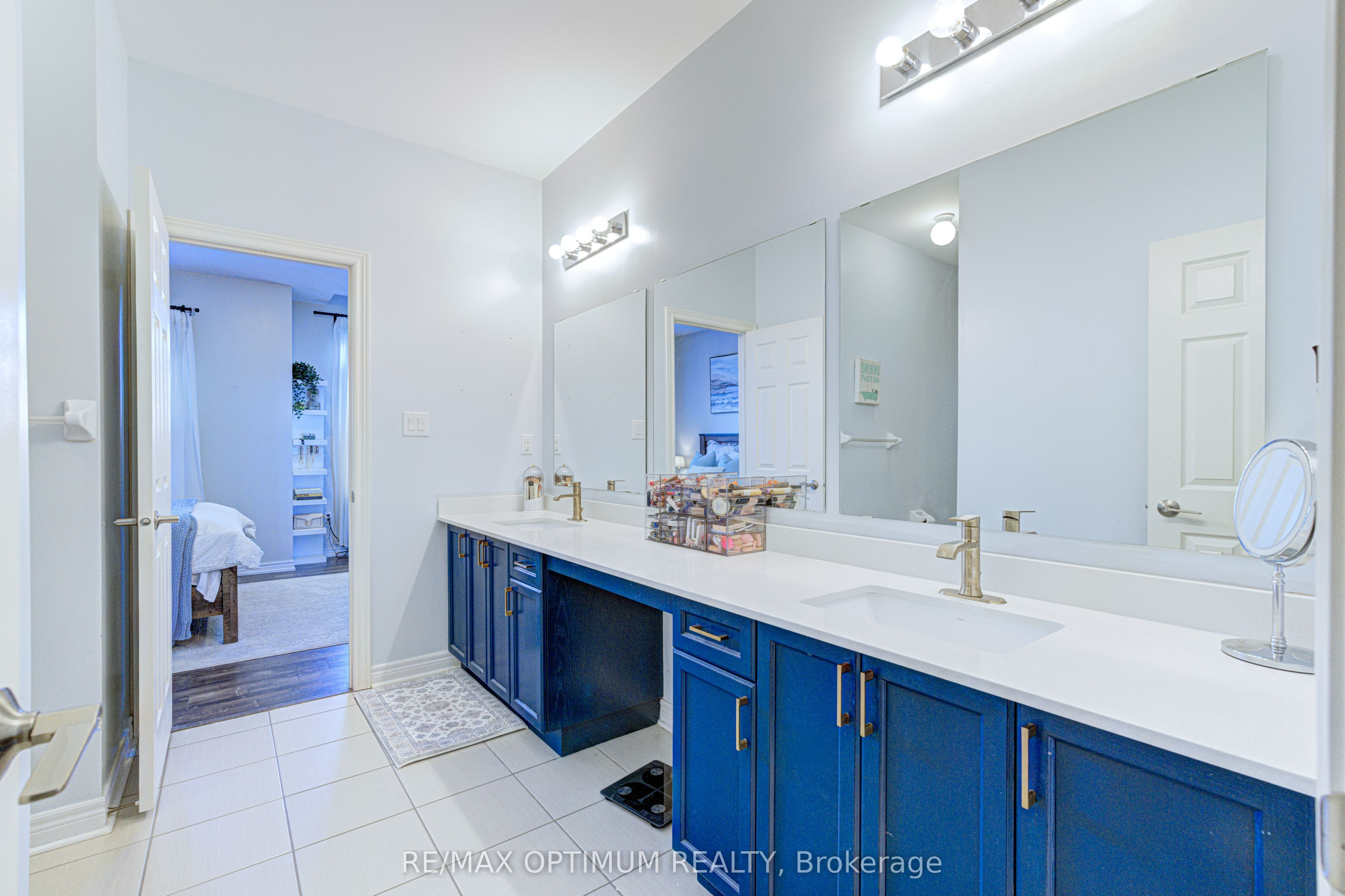 120 Canary Close Property Photo 27