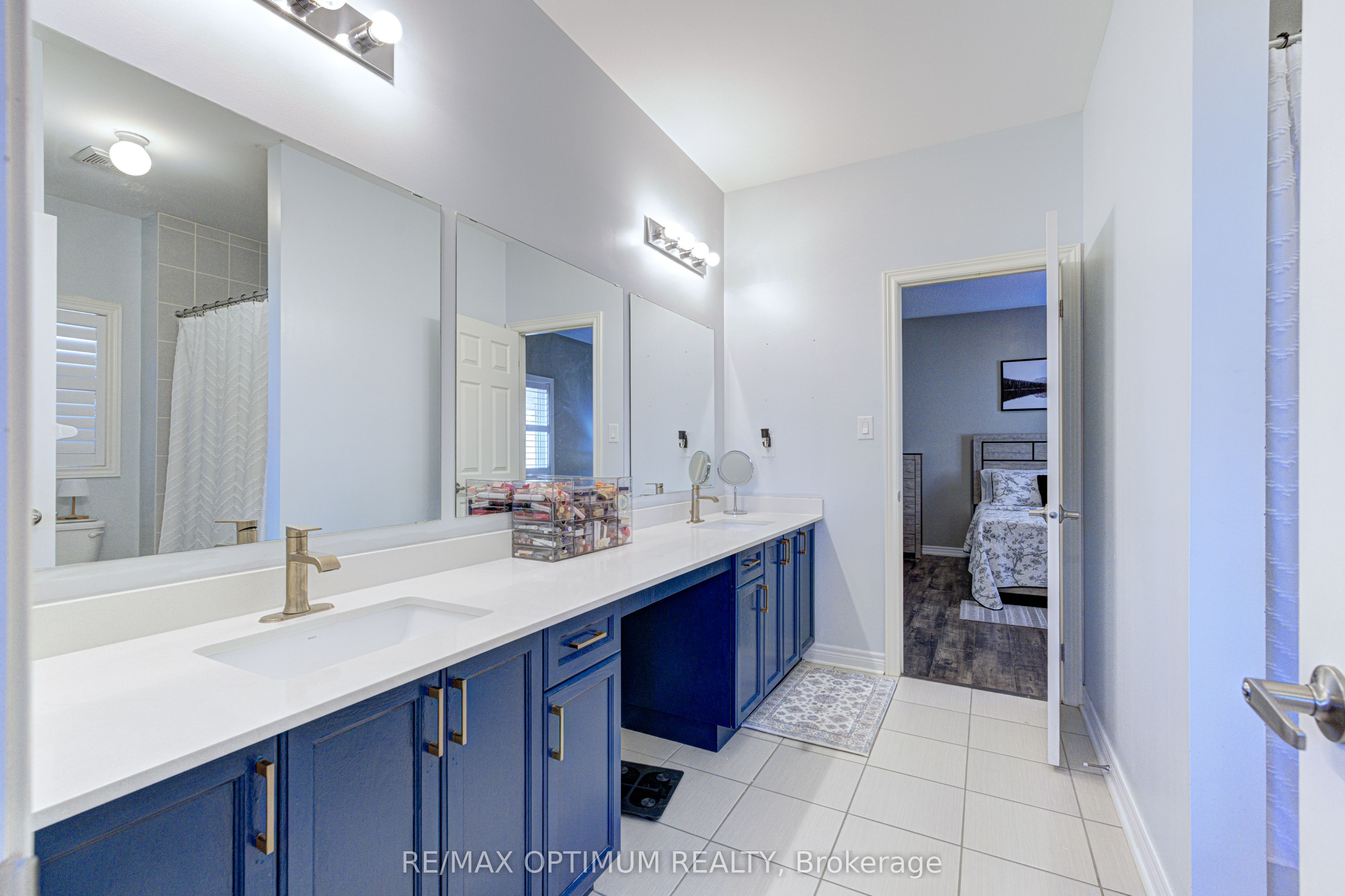120 Canary Close Property Photo 28