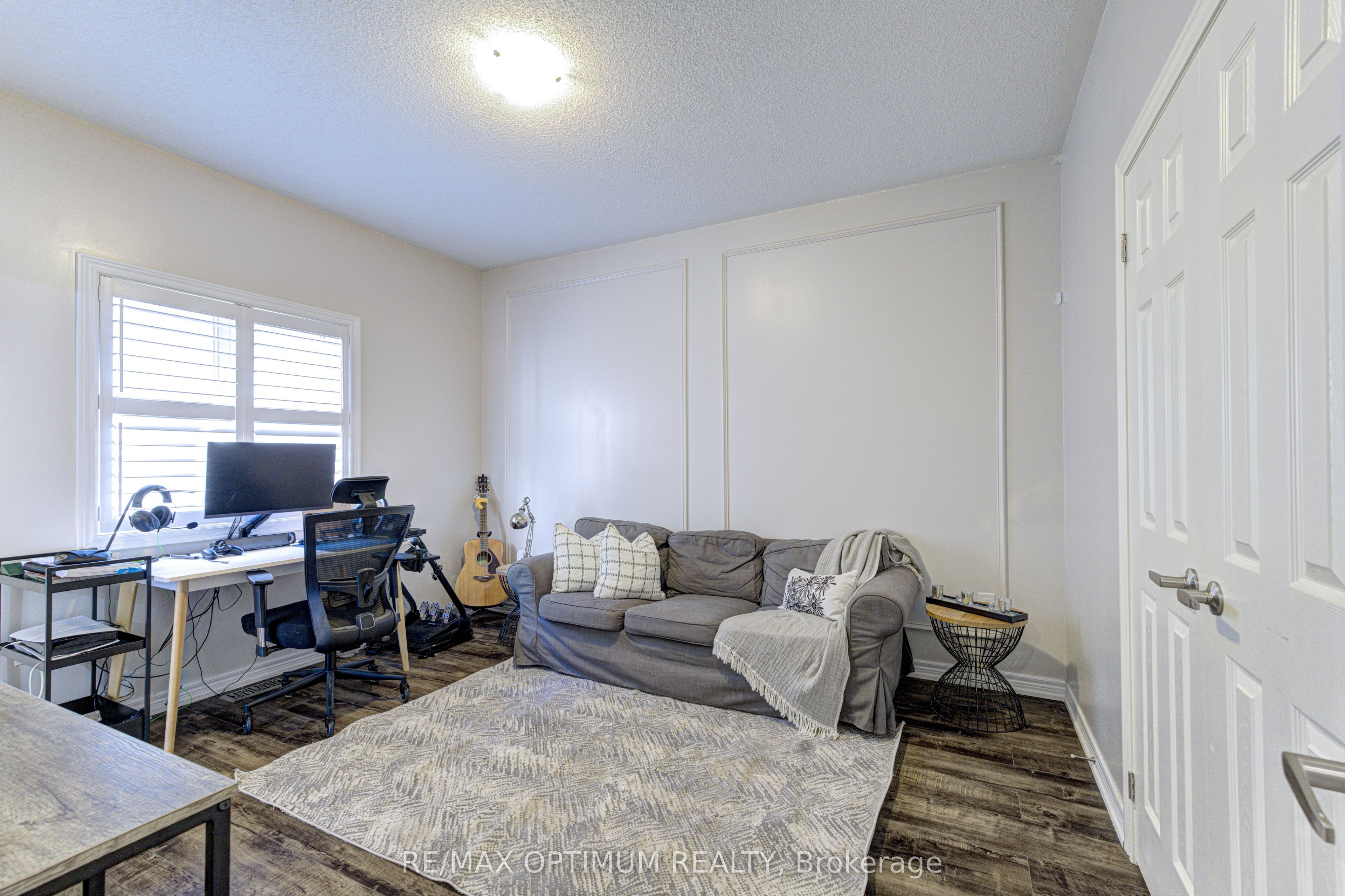 120 Canary Close Property Photo 34