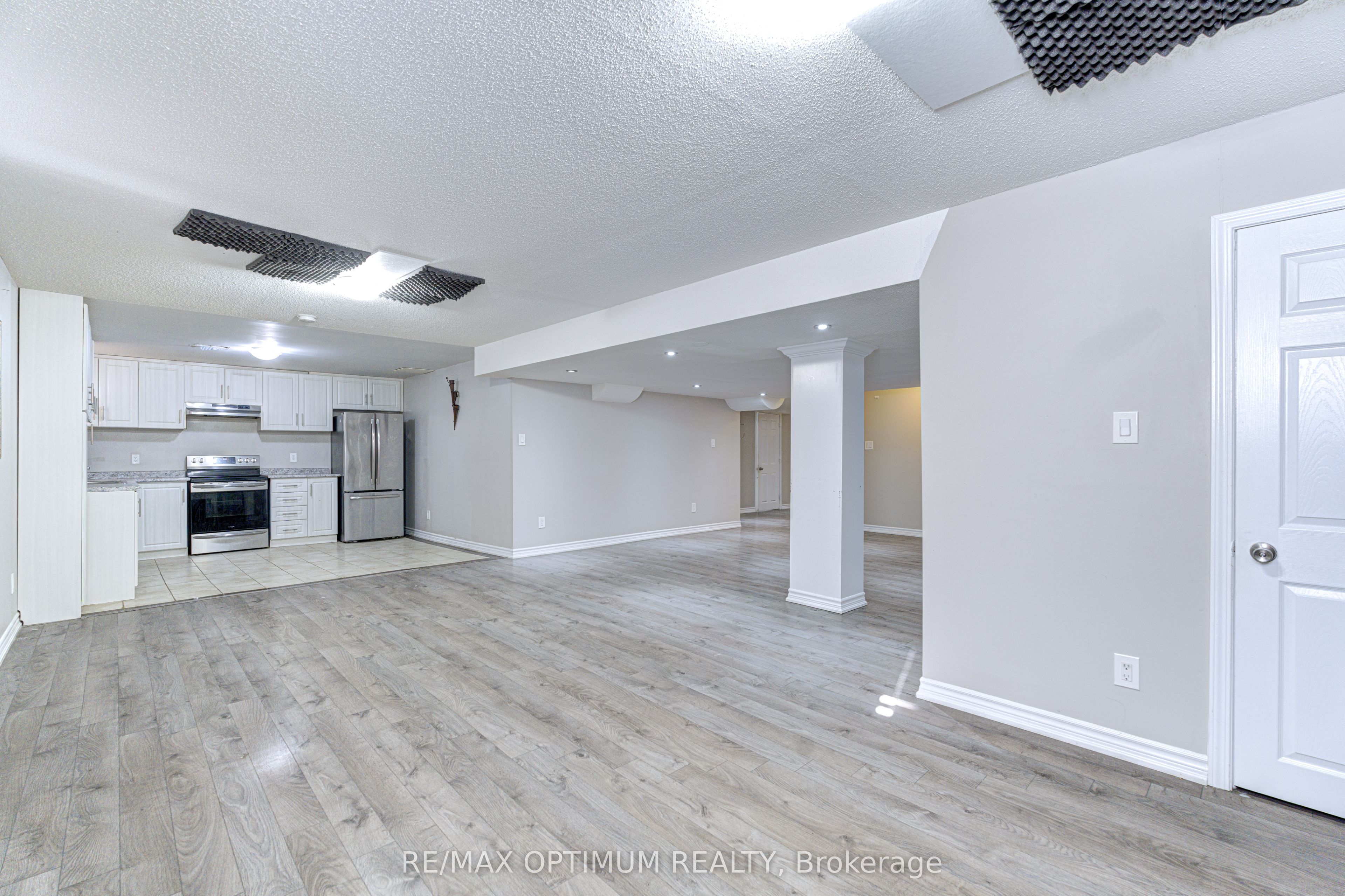 120 Canary Close Property Photo 39