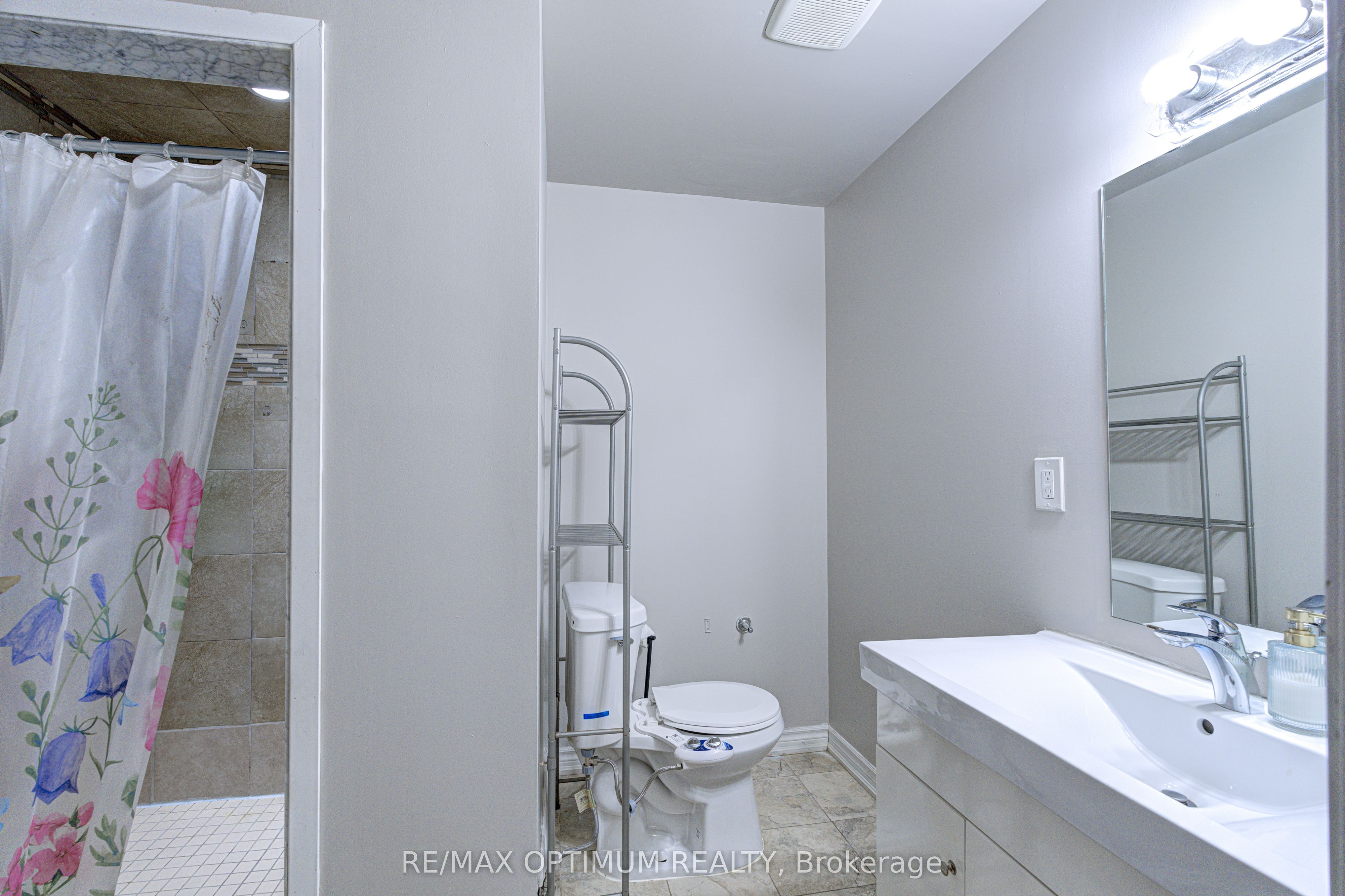 120 Canary Close Property Photo 43