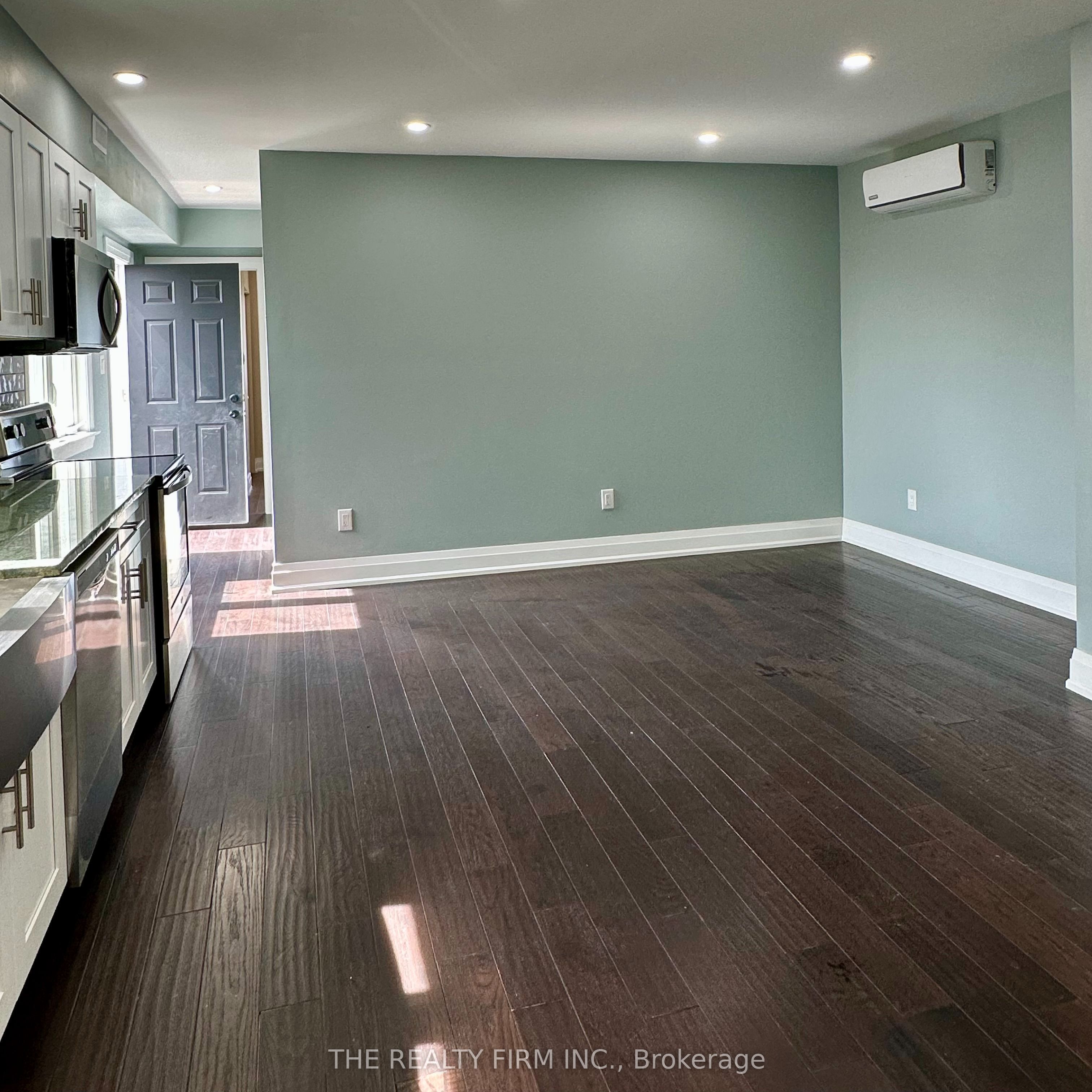 6 Lapp Street Property Photo 29