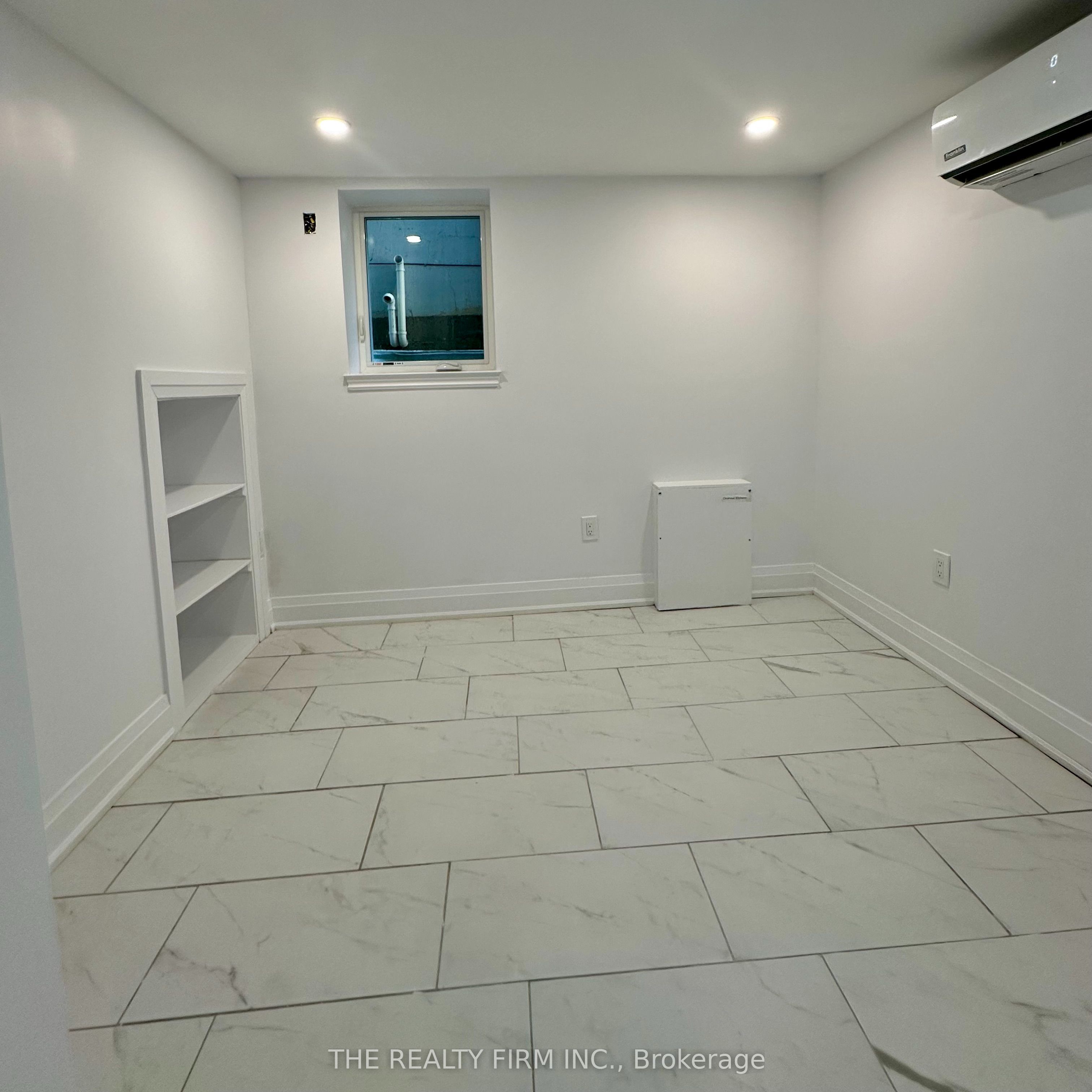 6 Lapp Street Property Photo 50