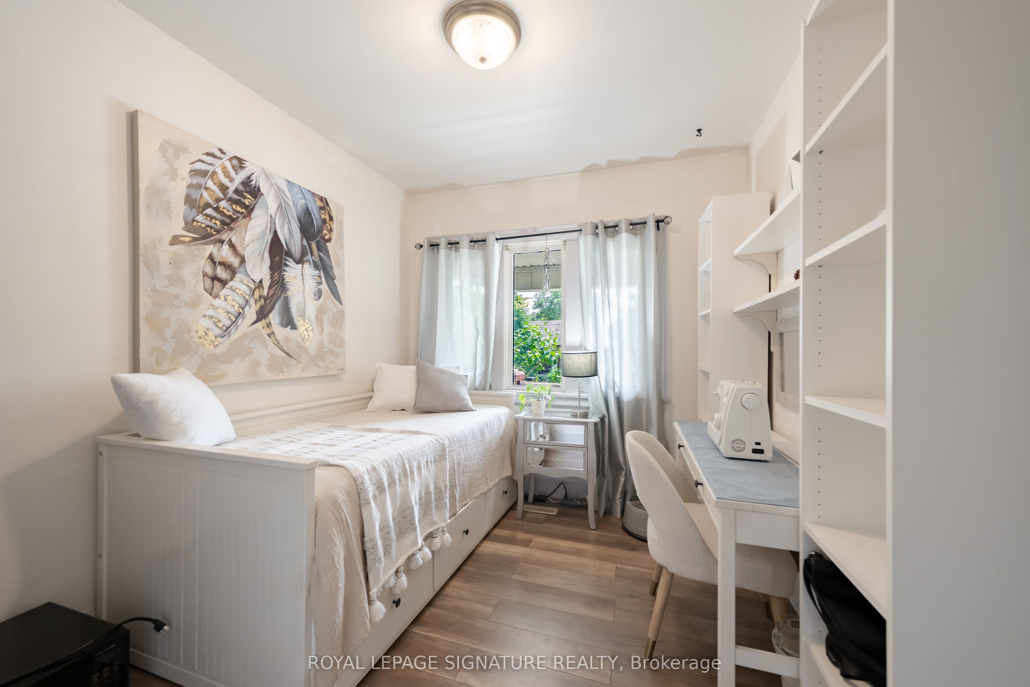234 John Street Property Photo 15