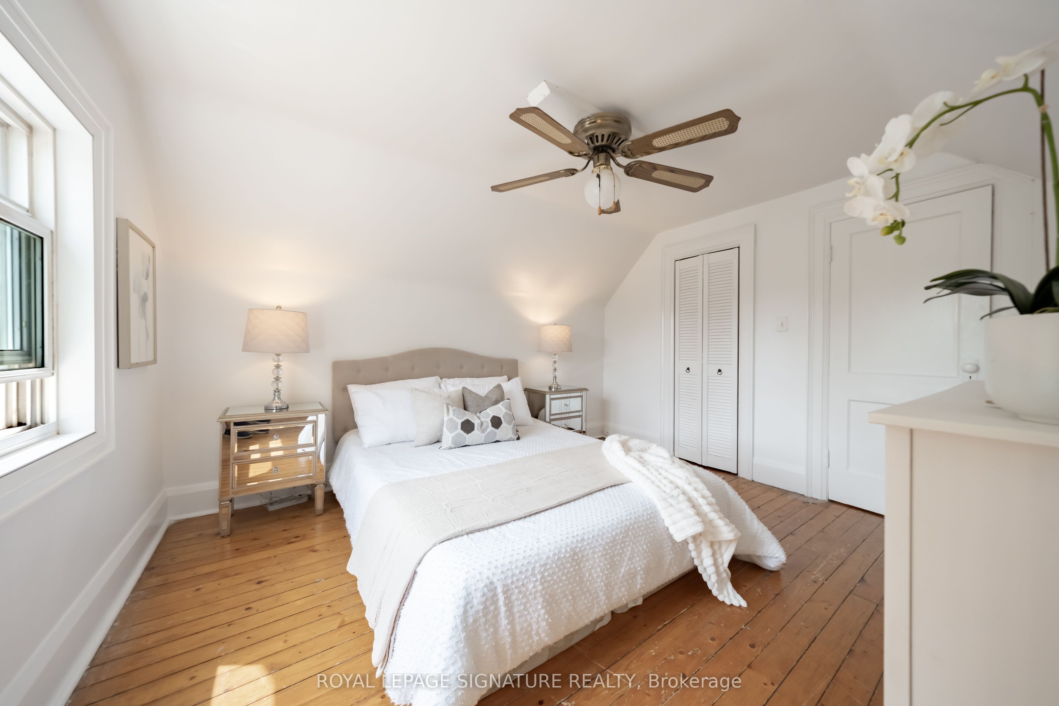234 John Street Property Photo 25