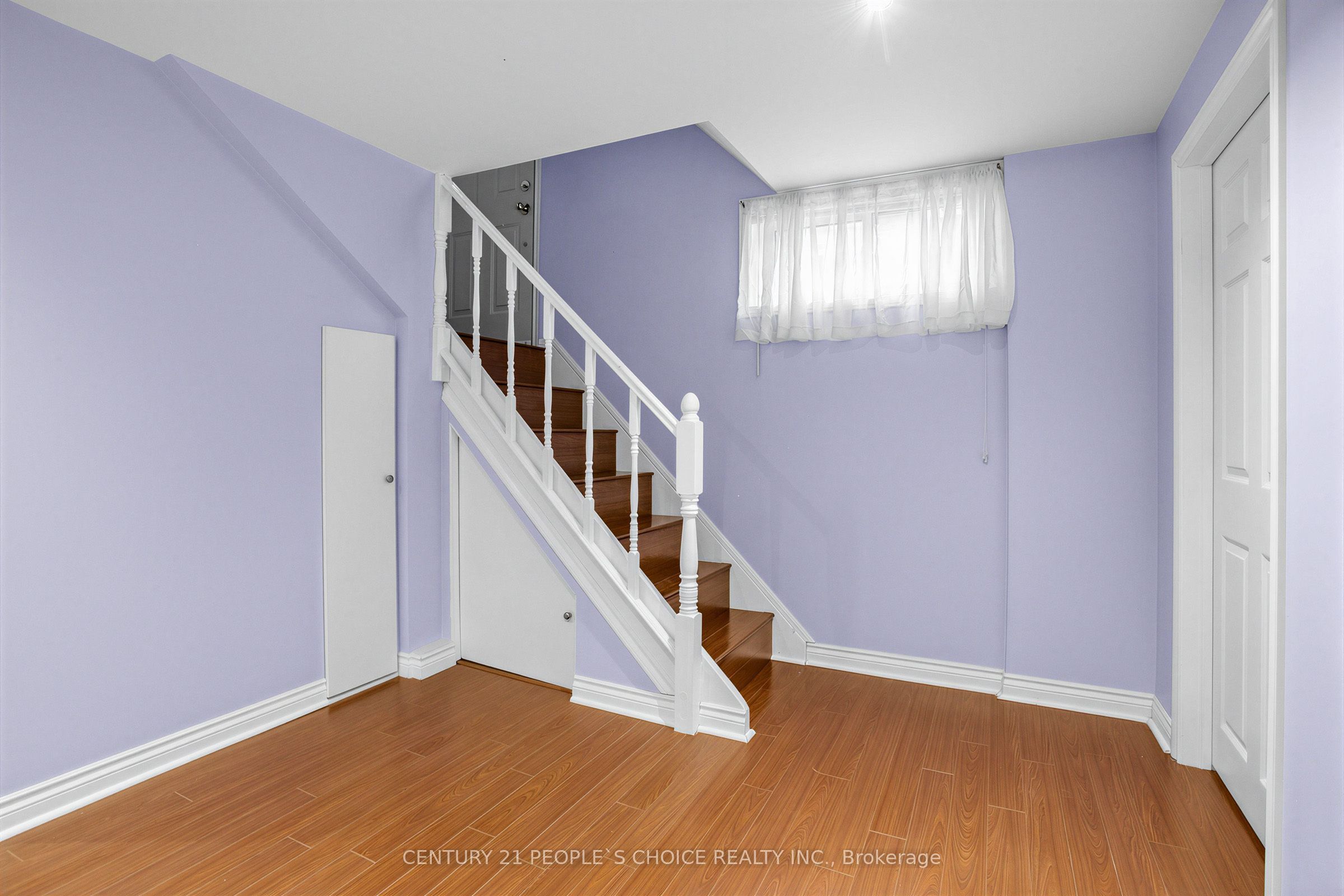 42 Dixfield Drive Lower Property Photo 3