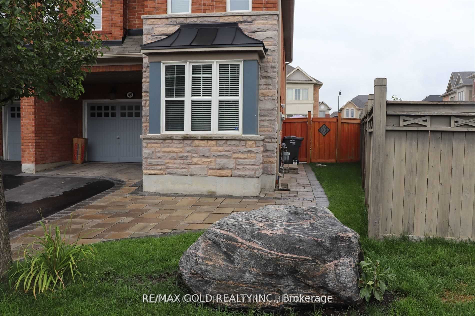 45 Biddens Square Property Photo 2
