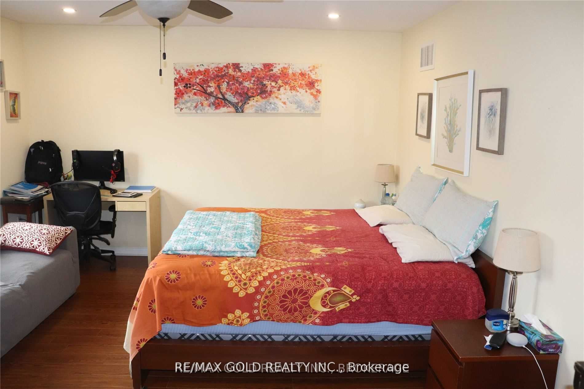 45 Biddens Square Property Photo 20