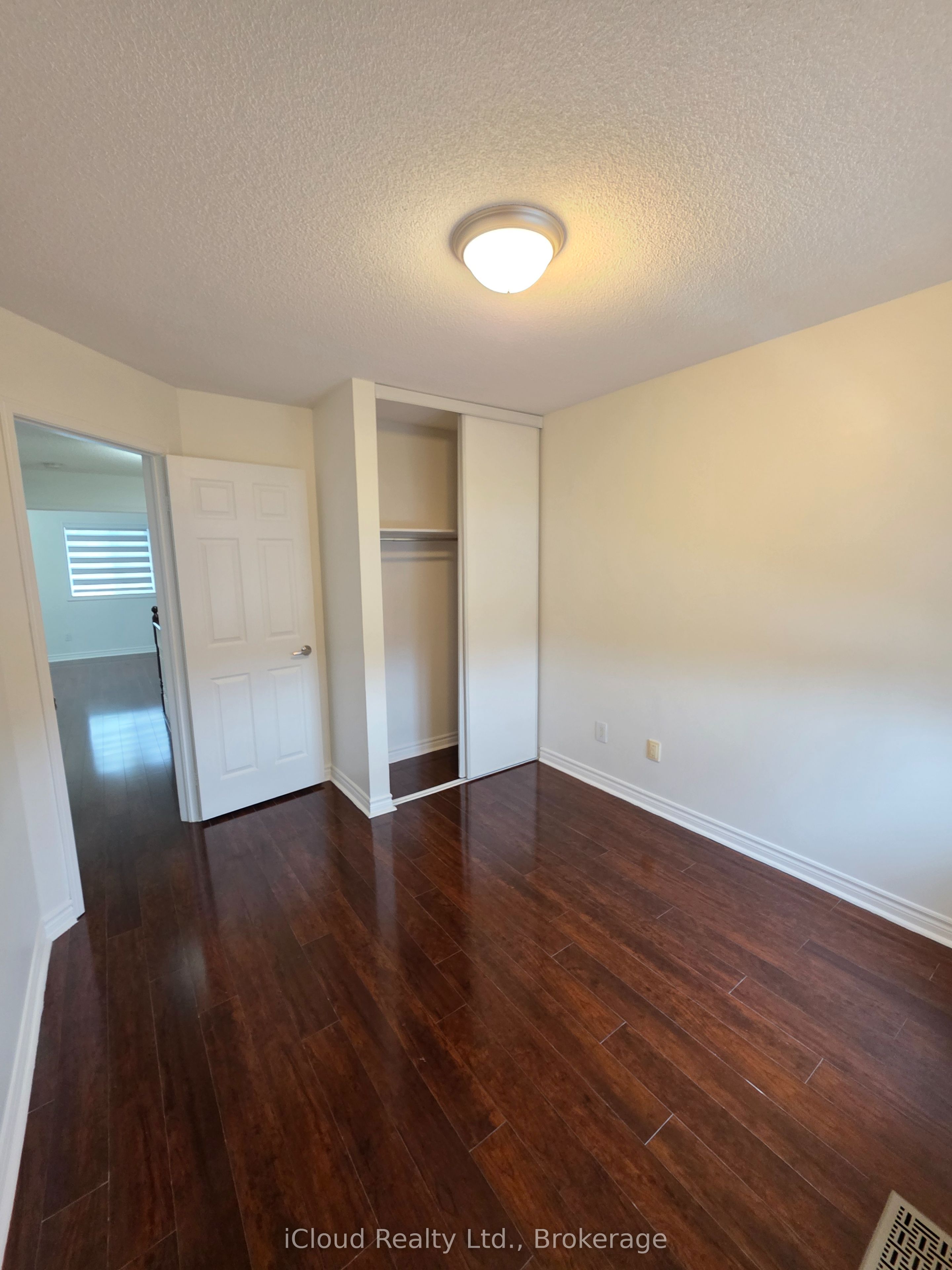2398 Britannia Road W 68 Property Photo 15
