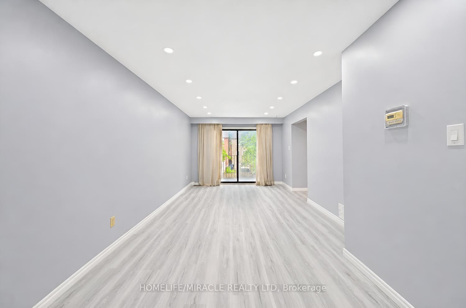177 Westmore Drive S Property Photo 10