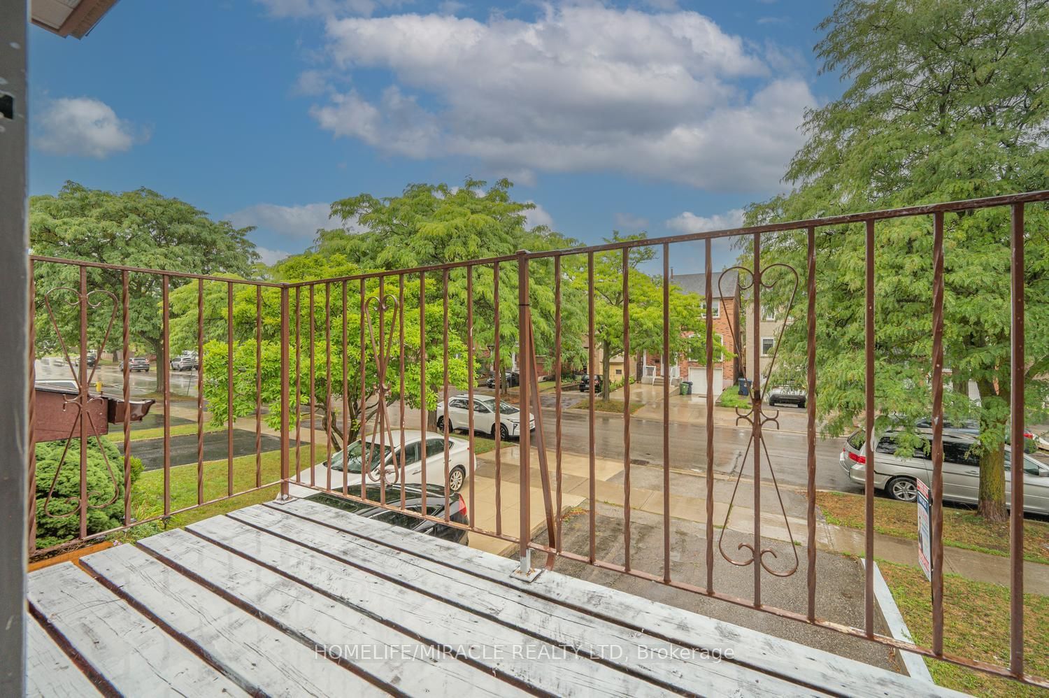 177 Westmore Drive S Property Photo 16