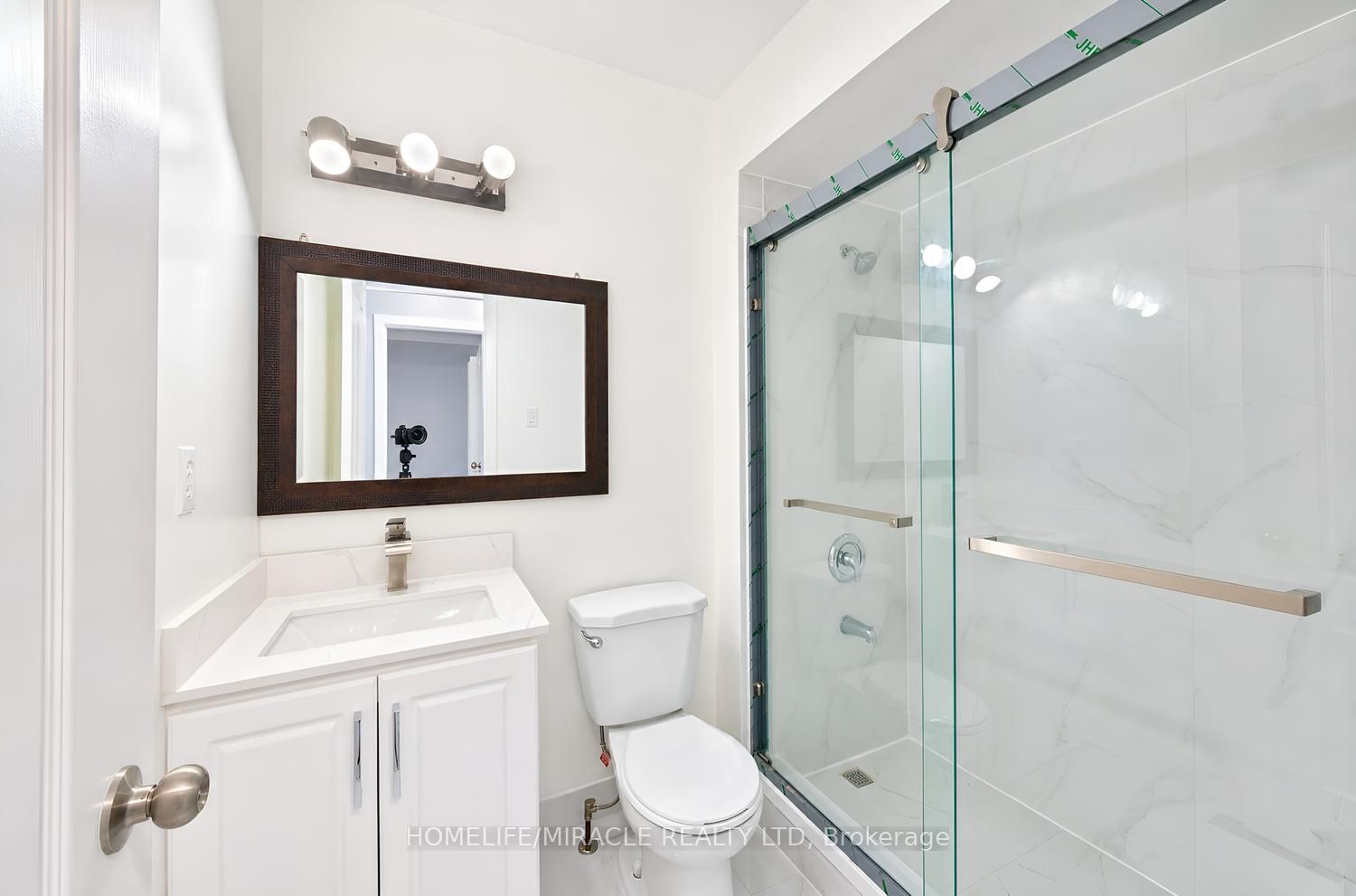 177 Westmore Drive S Property Photo 32