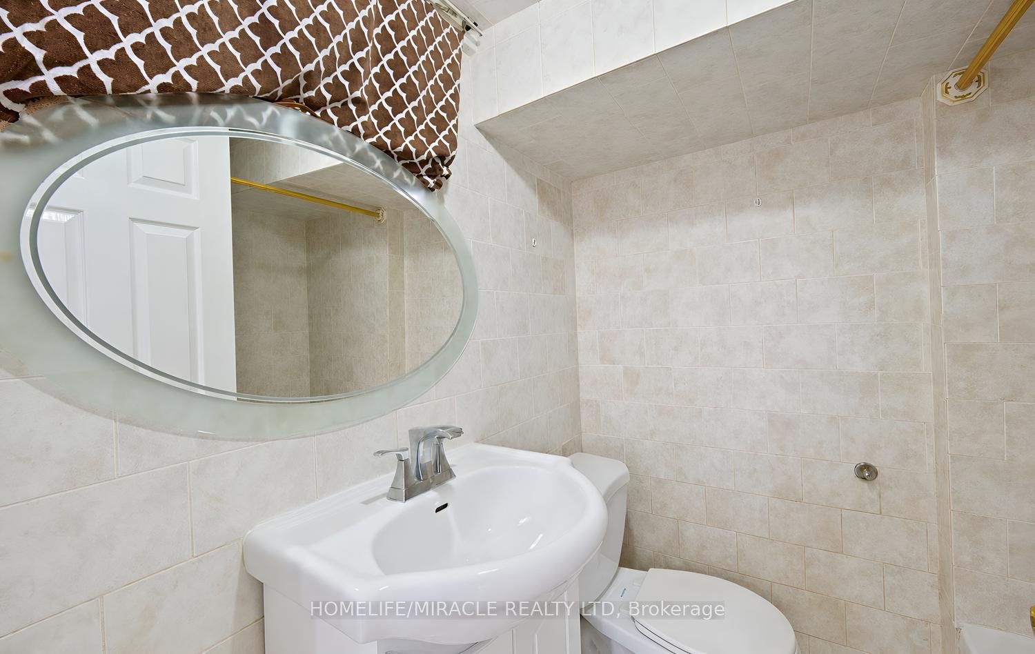 177 Westmore Drive S Property Photo 43