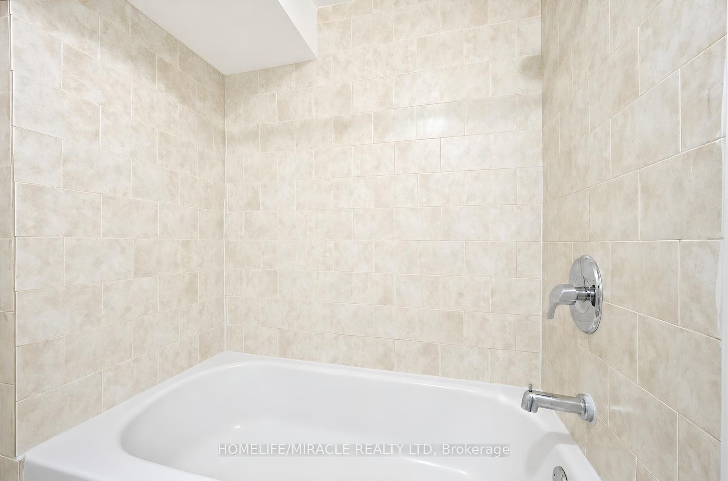 177 Westmore Drive S Property Photo 44
