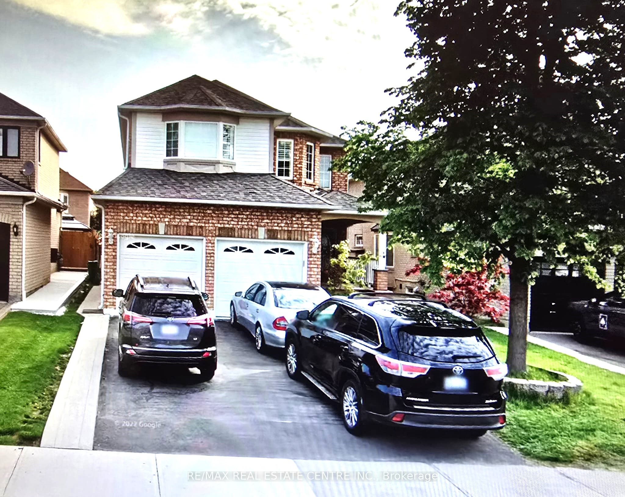 21 Robertson Davies Drive Property Photo 1