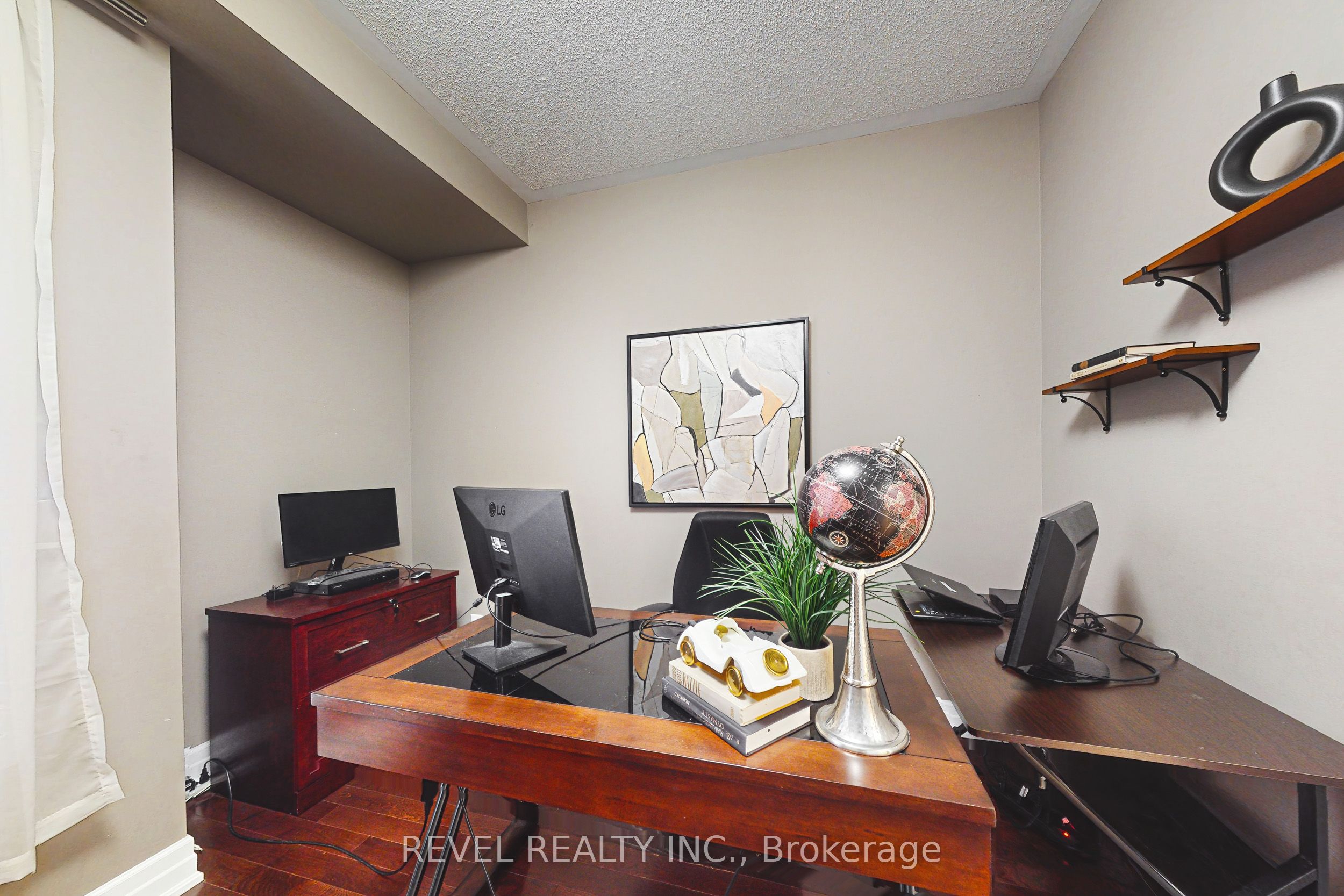 170 Forbes Terrace Property Photo 17