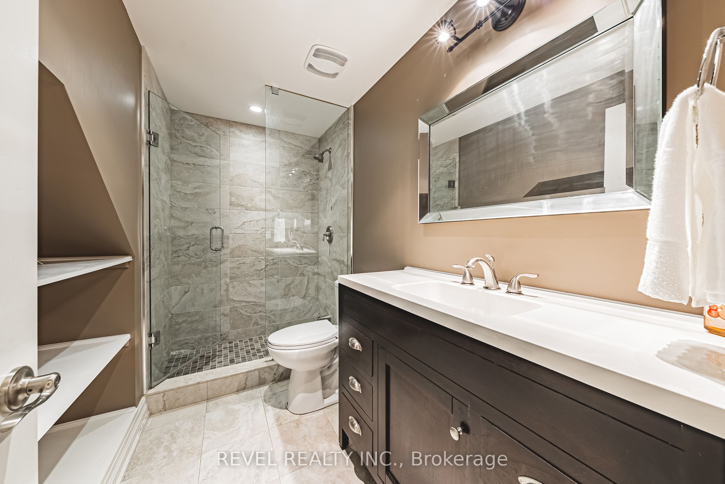 170 Forbes Terrace Property Photo 41