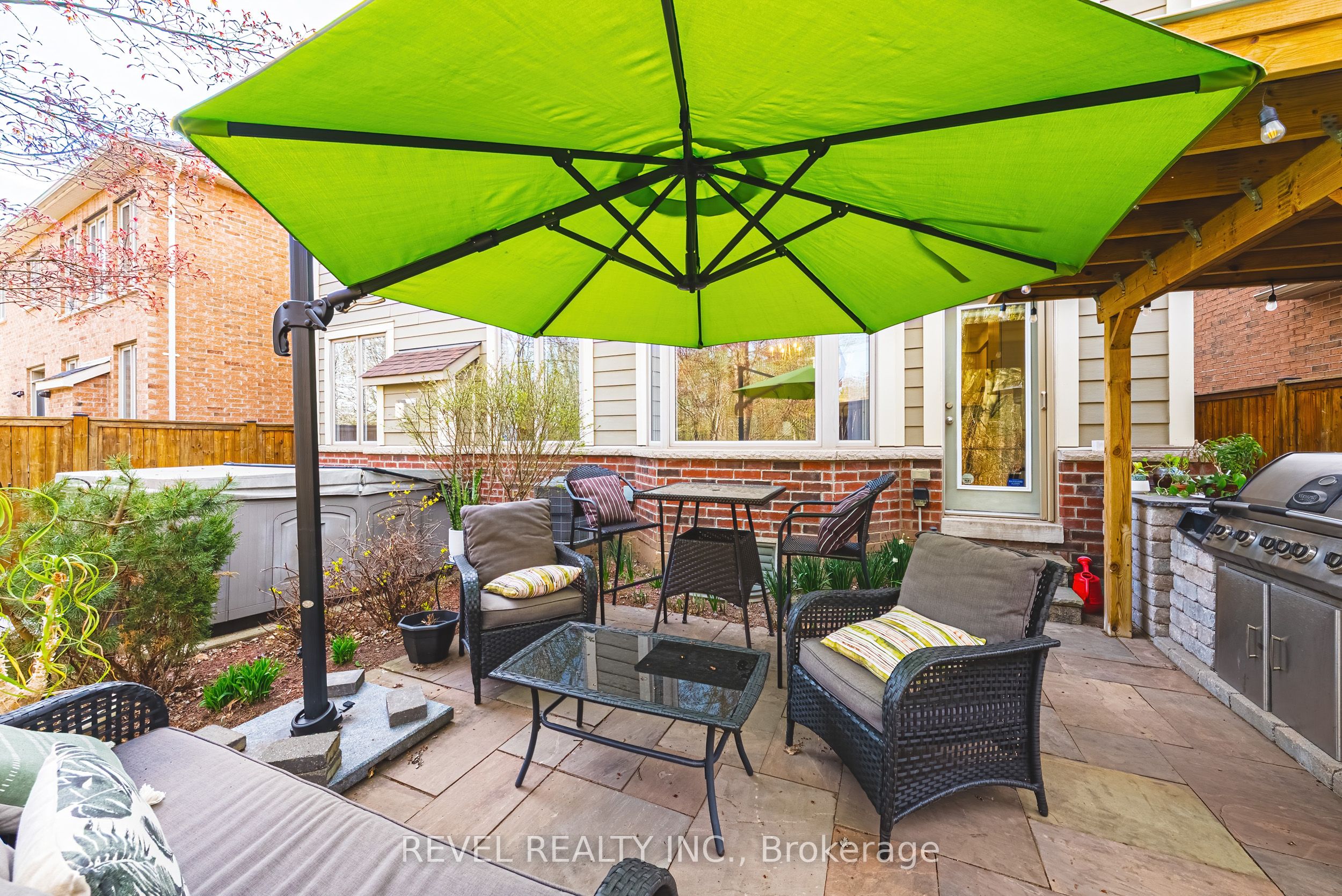 170 Forbes Terrace Property Photo 44