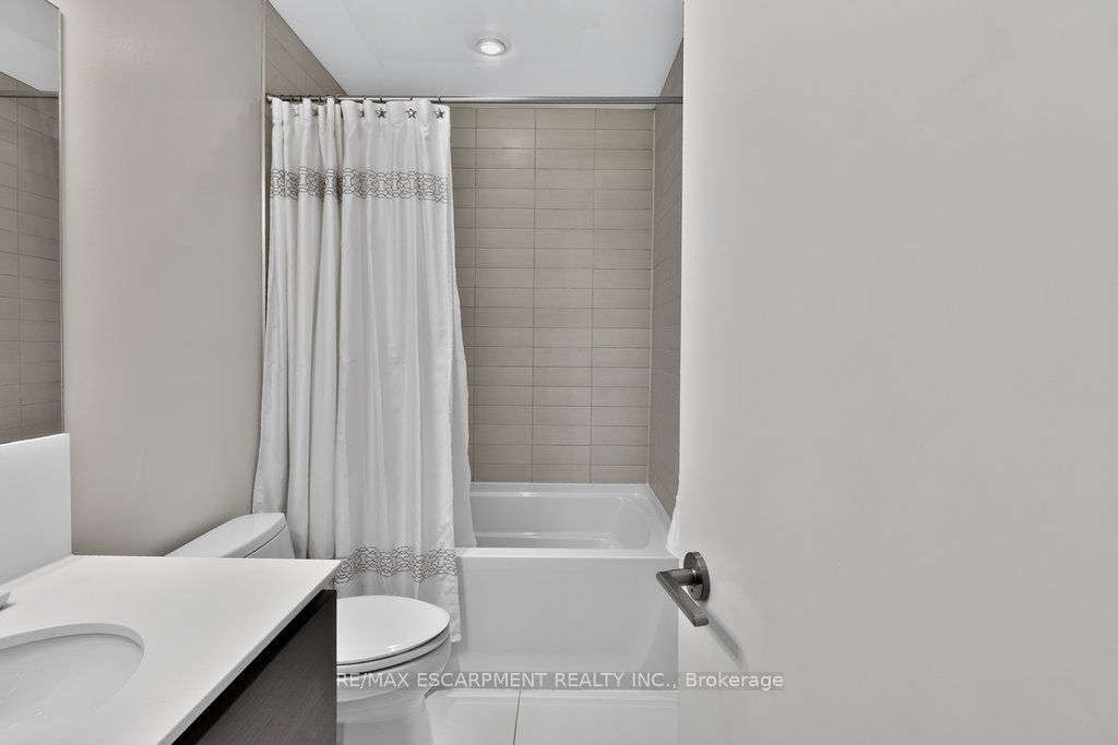 21 Godfreys Lane Property Photo 25